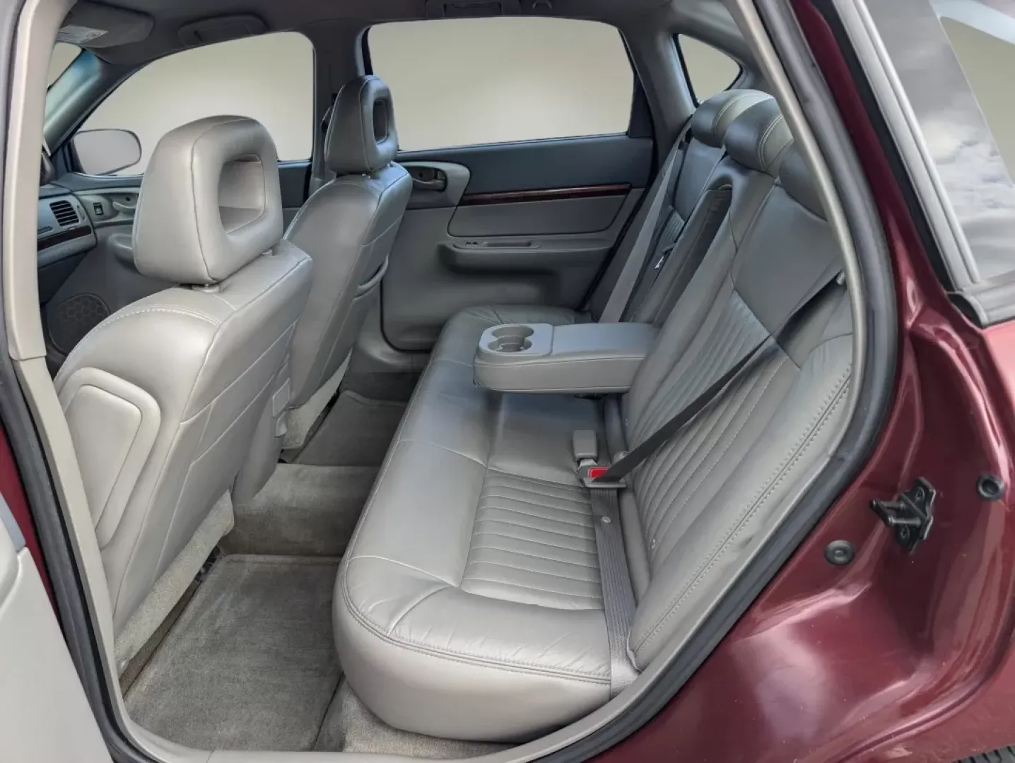 2002 /Medium Gray Chevrolet Impala LS (2G1WH55K129) with an Other engine, located at 804 22nd Ave, Phenix City, AL, 36870, (334) 297-1860, 32.484749, -85.024475 - ### Discover Your Next Adventure with the 2002 Chevrolet Impala LS at Gils Auto!<br /> <br /> Are you looking for a reliable vehicle that fits seamlessly into your lifestyle, whether for daily commutes or weekend getaways? Look no further than the stunning 2002 Chevrolet Impala LS available at Gils - Photo#10