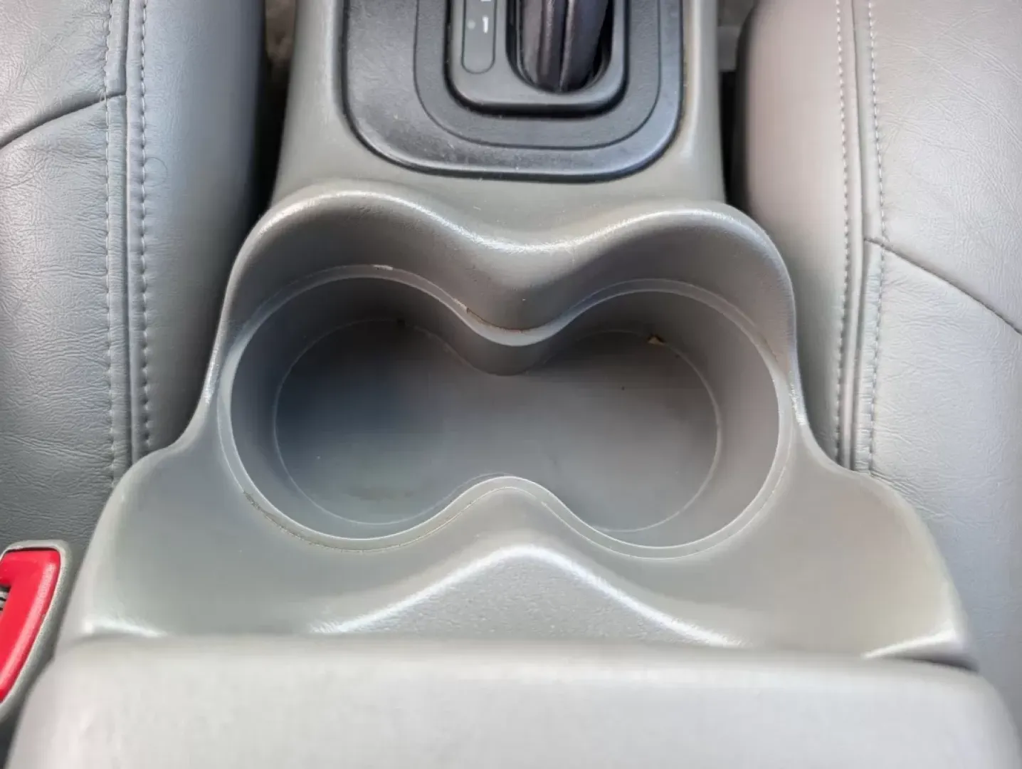 2002 /Medium Gray Chevrolet Impala LS (2G1WH55K129) with an Other engine, located at 804 22nd Ave, Phenix City, AL, 36870, (334) 297-1860, 32.484749, -85.024475 - ### Discover Your Next Adventure with the 2002 Chevrolet Impala LS at Gils Auto!<br /> <br /> Are you looking for a reliable vehicle that fits seamlessly into your lifestyle, whether for daily commutes or weekend getaways? Look no further than the stunning 2002 Chevrolet Impala LS available at Gils - Photo#12