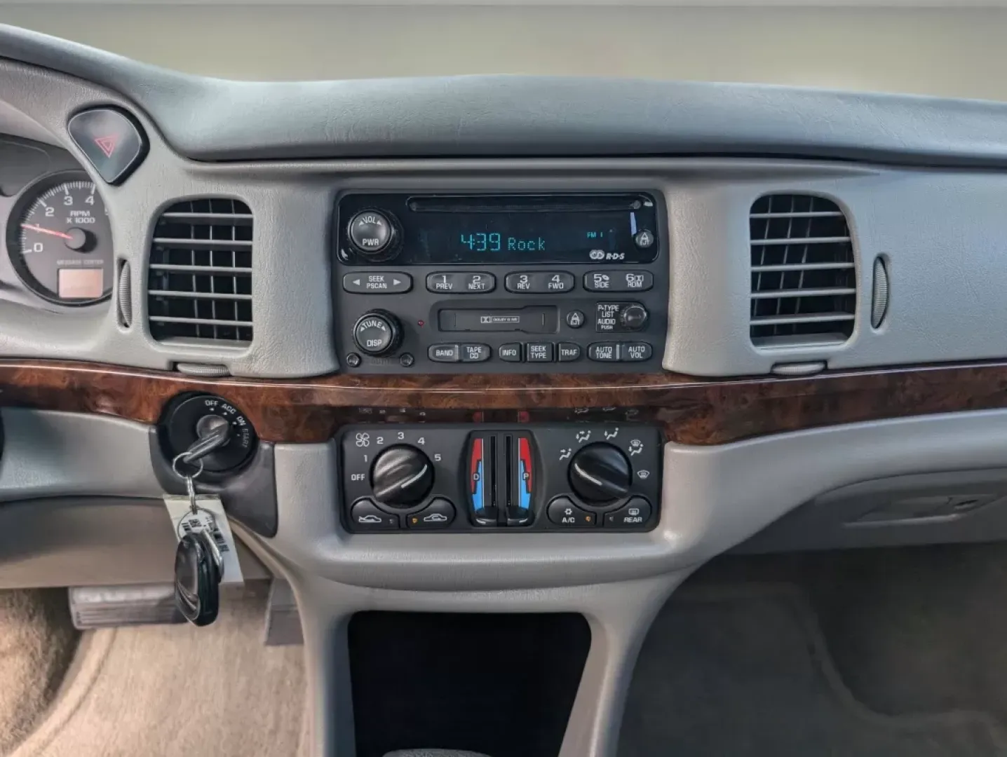 2002 /Medium Gray Chevrolet Impala LS (2G1WH55K129) with an Other engine, located at 804 22nd Ave, Phenix City, AL, 36870, (334) 297-1860, 32.484749, -85.024475 - ### Discover Your Next Adventure with the 2002 Chevrolet Impala LS at Gils Auto!<br /> <br /> Are you looking for a reliable vehicle that fits seamlessly into your lifestyle, whether for daily commutes or weekend getaways? Look no further than the stunning 2002 Chevrolet Impala LS available at Gils - Photo#14