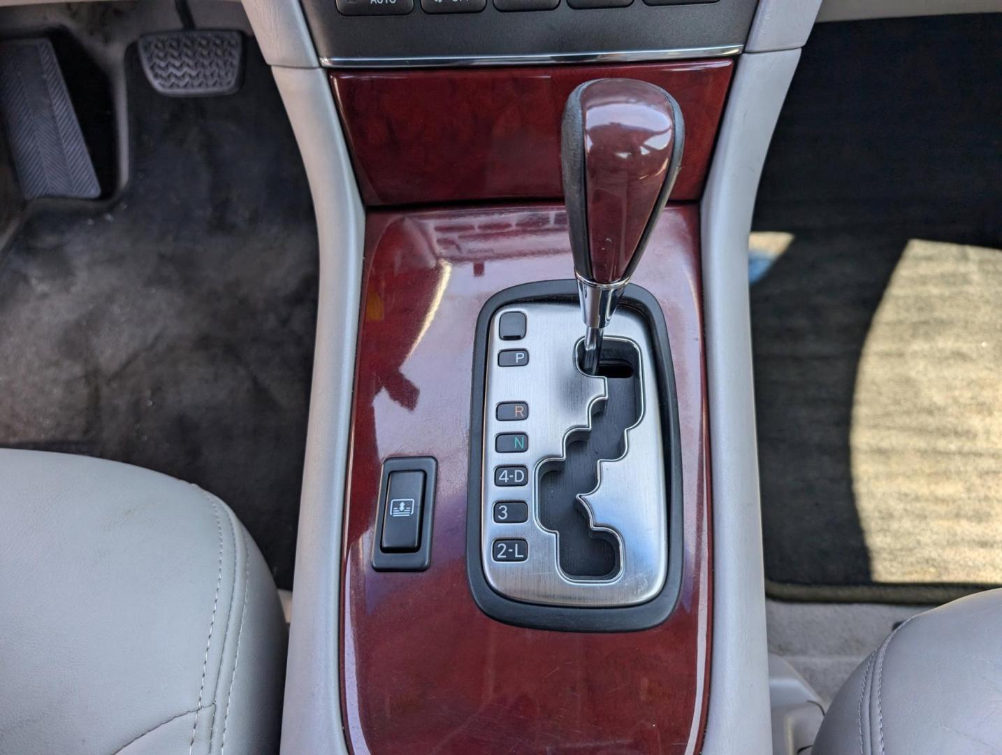 2002 Lexus ES 300 (JTHBF30G920) with an Gas V6 3.0L/183 engine, 5-Speed Automatic w/OD transmission, located at 521 Old Farm Lane Rd, Prattville, AL, 36066, (334) 325-1505, 32.482460, -86.416367 - 2002 Lexus ES 300 - Photo#12