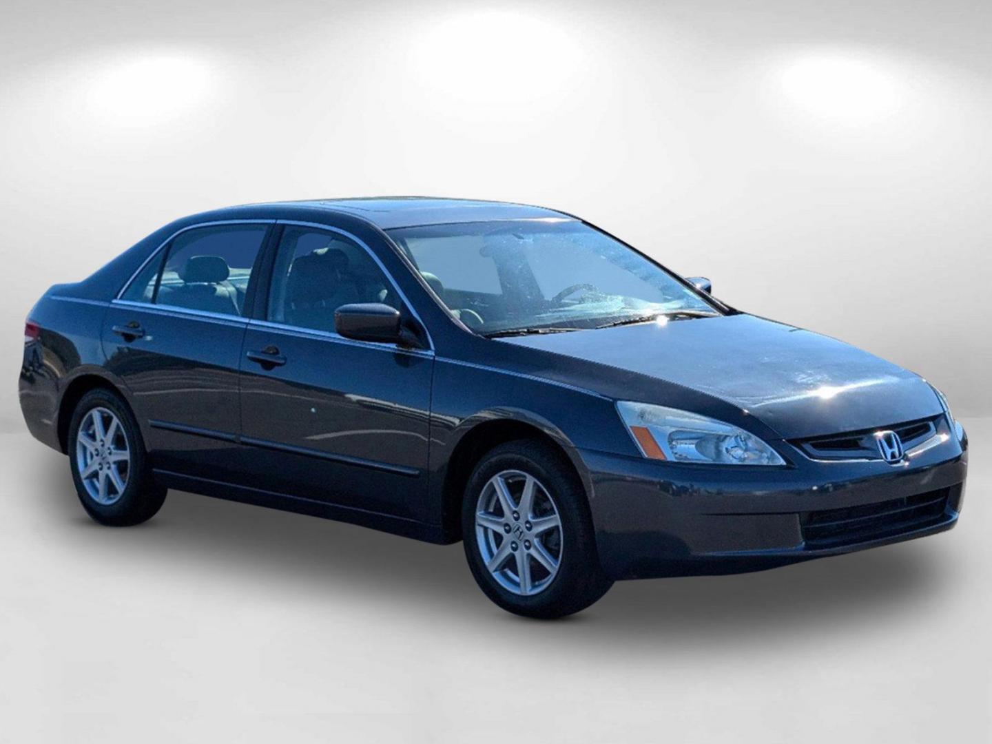 2003 Honda Accord Sdn EX (1HGCM665X3A) with an Gas V6 3.0L/184 engine, 5-Speed Automatic w/OD transmission, located at 521 Old Farm Lane Rd, Prattville, AL, 36066, (334) 325-1505, 32.482460, -86.416367 - 2003 Honda Accord Sdn EX - Photo#2