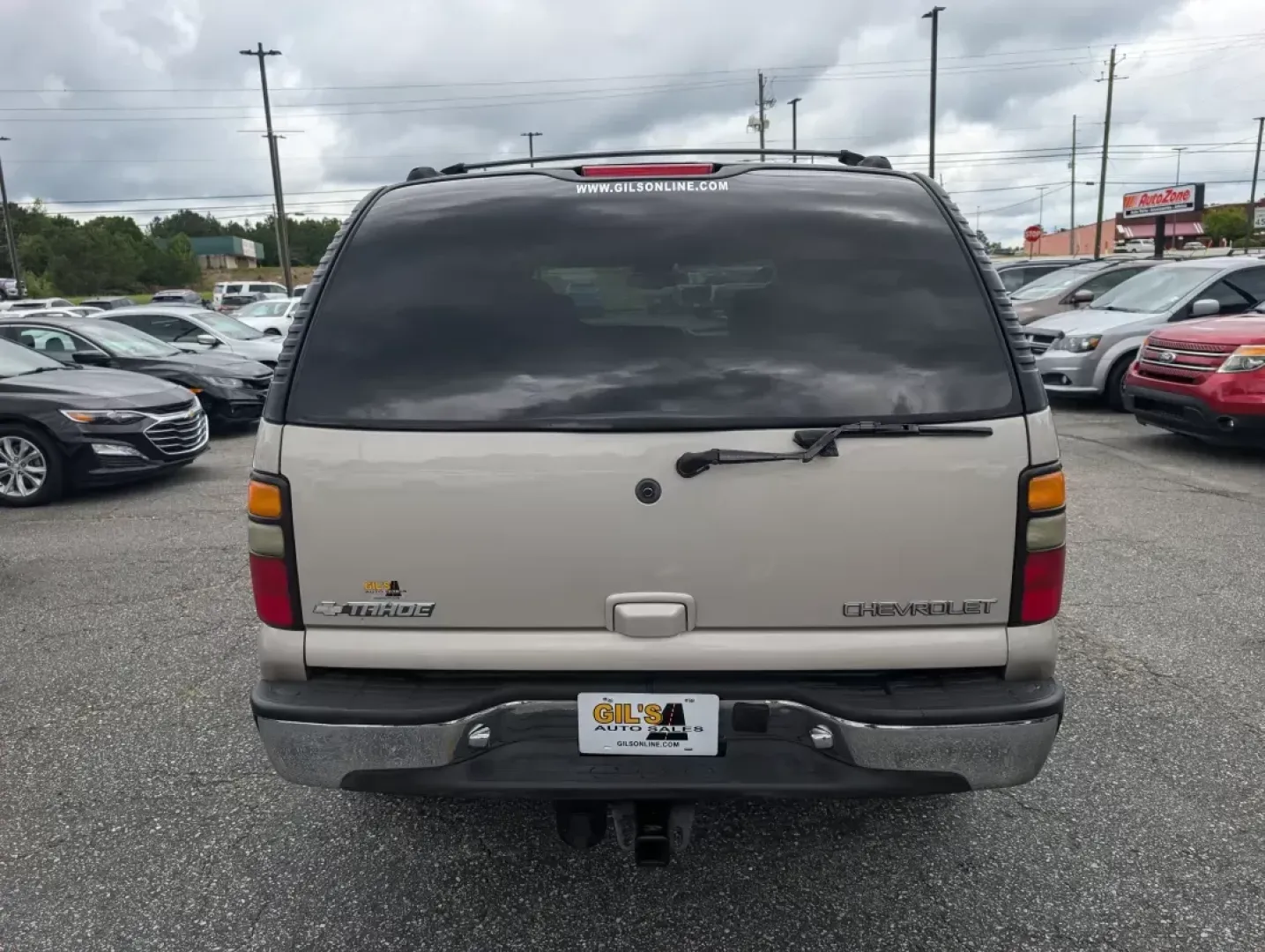 2004 /Tan/Neutral Chevrolet Tahoe LT (1GNEC13Z84R) with an Gas V8 5.3L/327 engine, 4-Speed Automatic w/OD transmission, located at 1430 Gateway Drive, Opelika, AL, 36801, (334) 239-0944, 32.637871, -85.409790 - **Discover Your Next Adventure with This 2004 Chevrolet Tahoe at Gils Auto - Opelika!**<br /> <br /> Unleash your wanderlust and embrace the open road with this stunning 2004 Chevrolet Tahoe, the perfect SUV for your family adventures, weekend getaways, or daily commutes. With ample space for passen - Photo#5