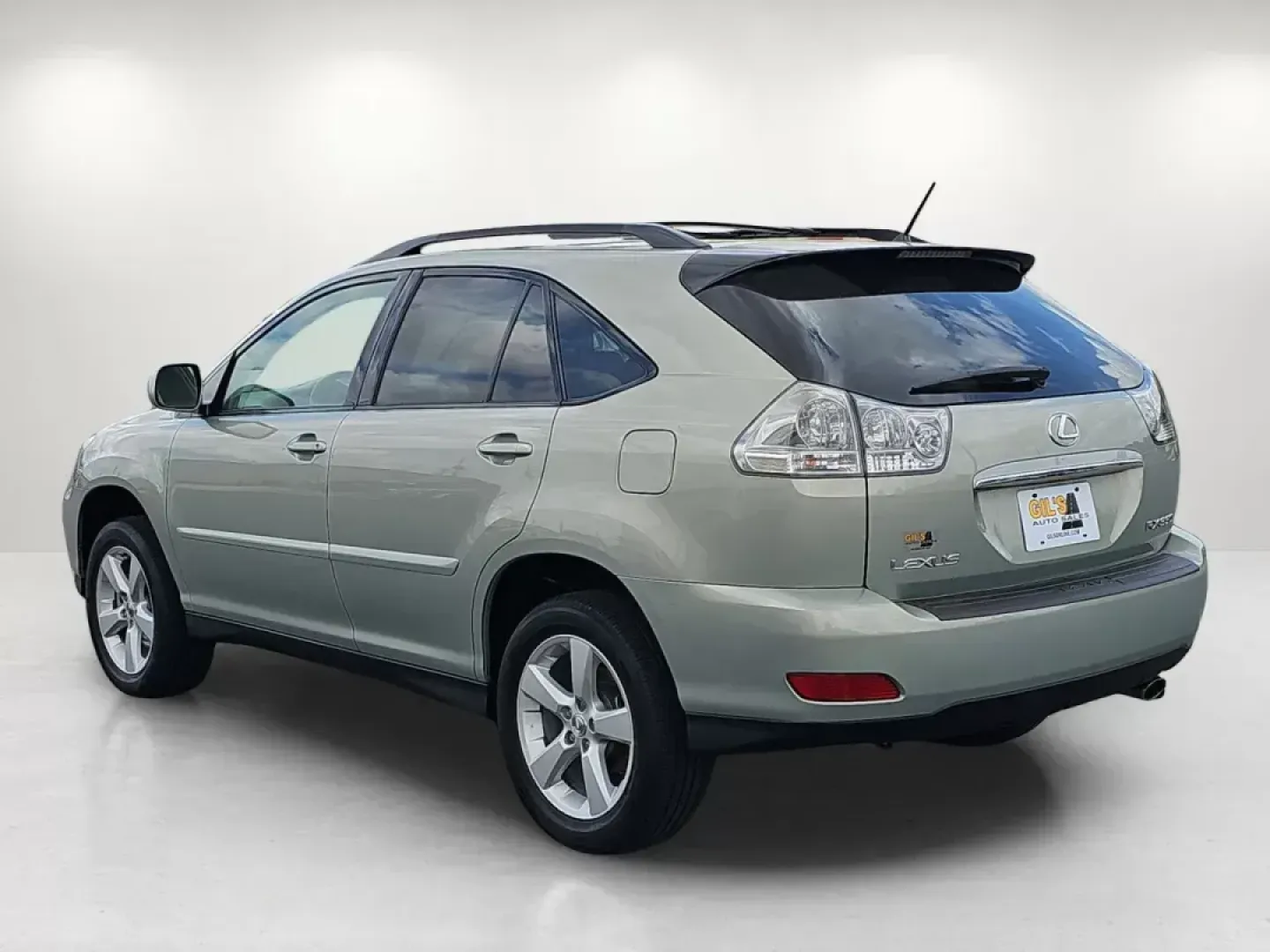 2004 /Ivory Lexus RX 330 (2T2HA31U14C) with an Gas V6 3.3L/202 engine, 5-Speed Automatic w/OD transmission, located at 7000 Northlake Connector, Columbus, GA, 31904, (706) 987-8085, 32.524975, -84.978134 - **Explore the Open Road with This 2004 Lexus RX 330 Your Perfect Companion for Every Adventure!**<br /> <br /> Are you ready to elevate your driving experience? The 2004 Lexus RX 330 is not merely a vehicle; it's a lifestyle choice, perfect for weekend escapades, daily commutes, and everything in b - Photo#6