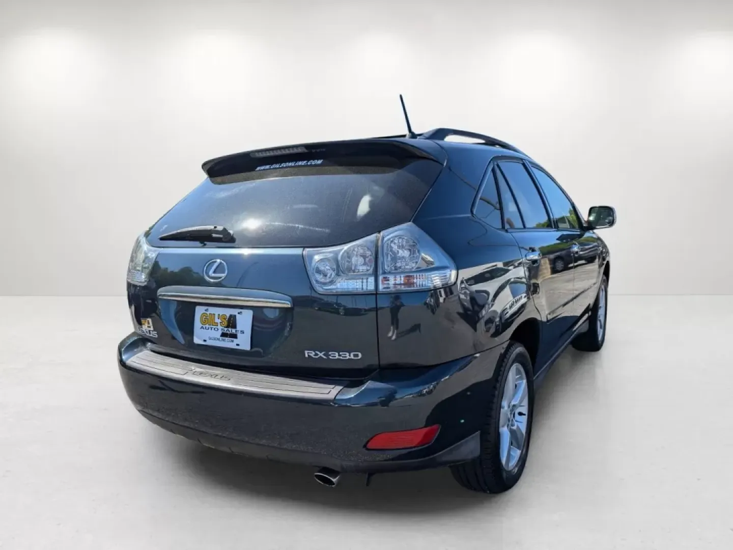 2004 Lexus RX 330 (JTJGA31U940) with an Other engine, located at 1430 Gateway Drive, Opelika, AL, 36801, (334) 239-0944, 32.637871, -85.409790 - **Discover the Perfect SUV for Your Next Adventure!** <br /> <br /> Are you in search of a reliable and stylish SUV that can elevate your daily commute, weekend getaways, or family outings? Look no further than this stunning 2004 Lexus RX 330, available now at Gils Auto in Opelika, AL. This versatil - Photo#4