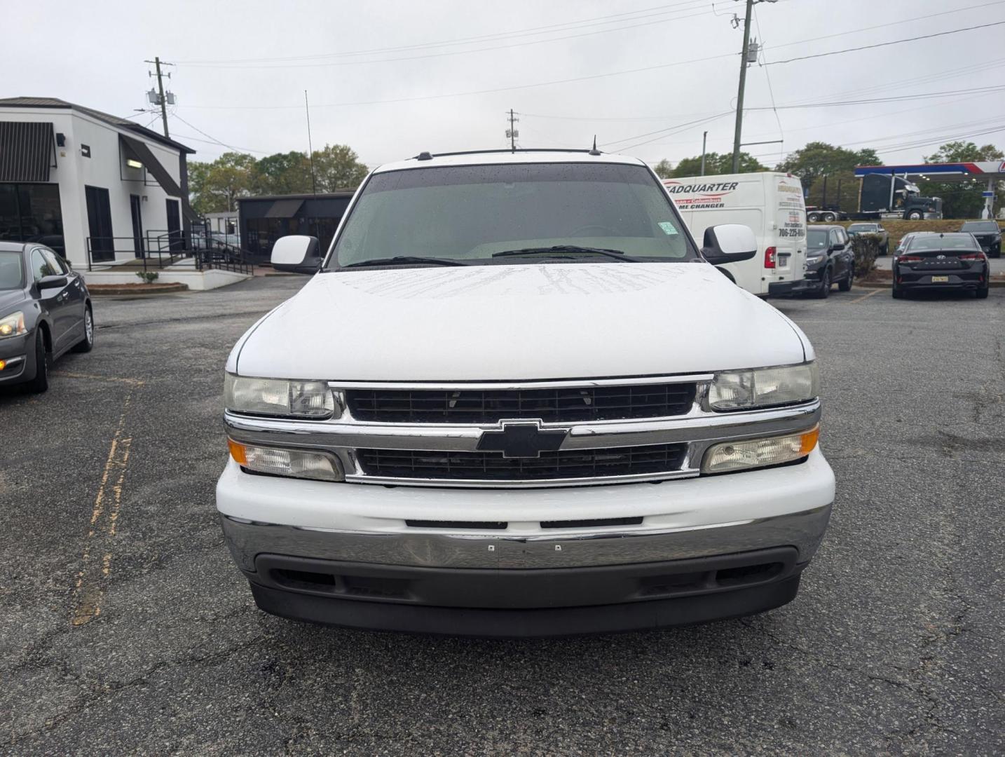 2005 /Tan/Neutral Chevrolet Tahoe LT (1GNEC13T35R) with an Gas V8 5.3L/327 engine, 4-Speed Automatic w/OD transmission, located at 3959 U.S. 80 W, Phenix City, AL, 36870, (334) 297-4885, 32.469296, -85.135185 - 2005 Chevrolet Tahoe LT - Photo#1