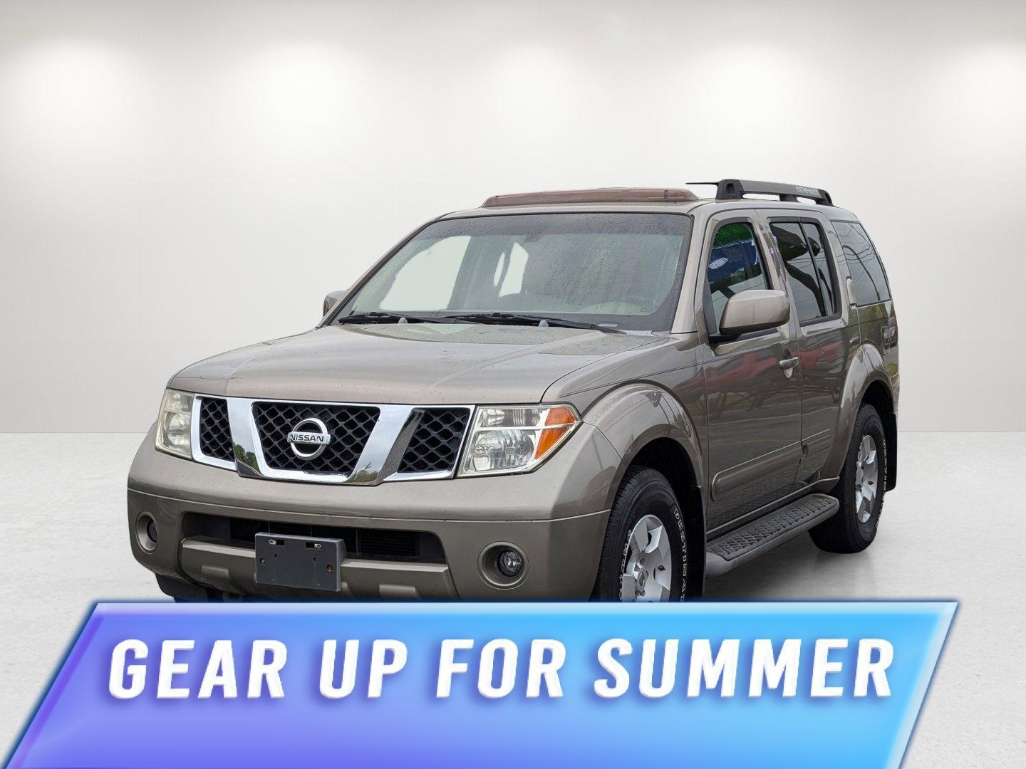2005 Nissan Pathfinder (5N1AR18U25C) with an Gas V6 4.0L/241 engine, 5-Speed Automatic transmission, located at 521 Old Farm Lane Rd, Prattville, AL, 36066, (334) 325-1505, 32.482460, -86.416367 - 2005 Nissan Pathfinder - Photo#17