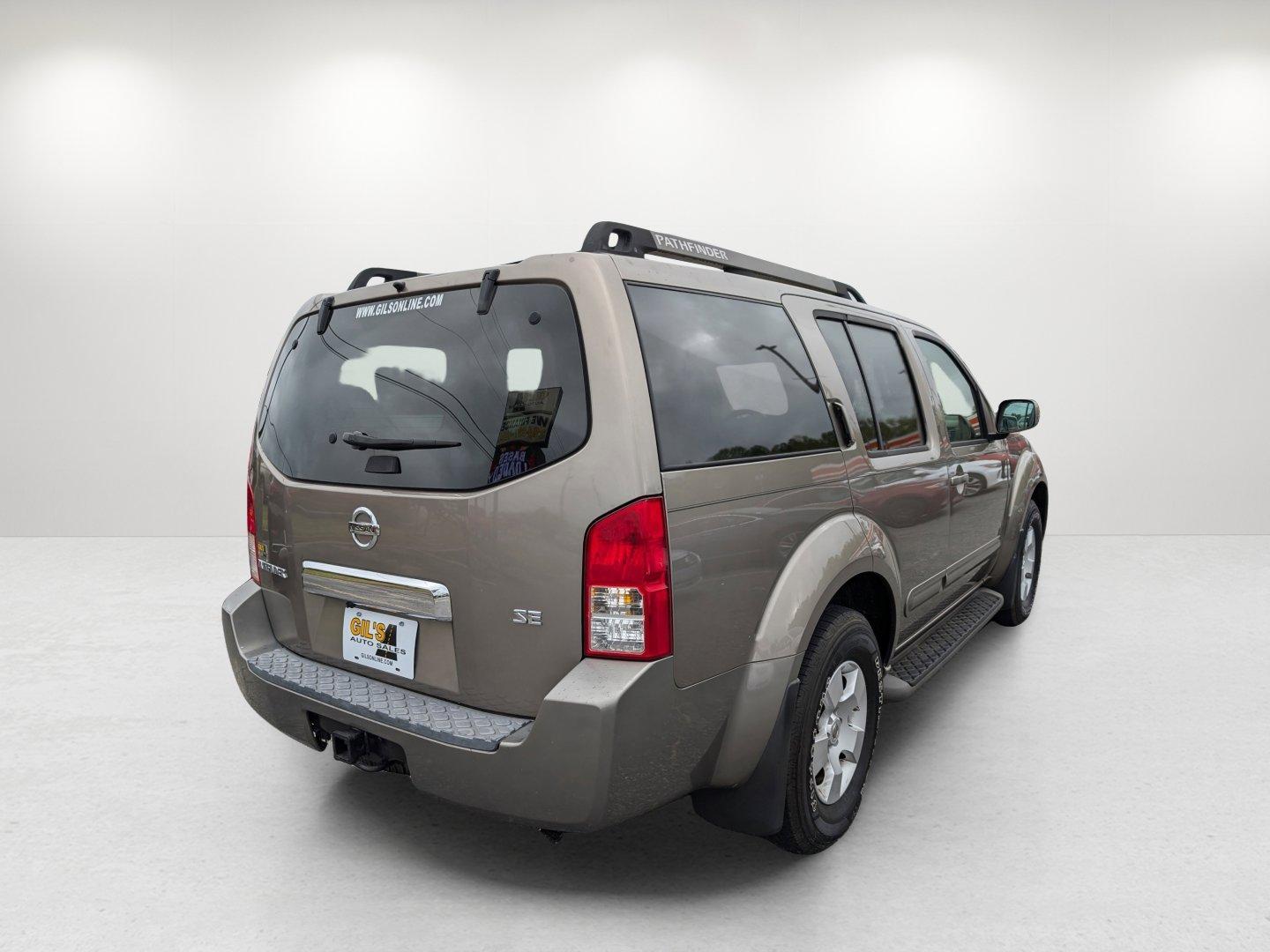 2005 Nissan Pathfinder (5N1AR18U25C) with an Gas V6 4.0L/241 engine, 5-Speed Automatic transmission, located at 521 Old Farm Lane Rd, Prattville, AL, 36066, (334) 325-1505, 32.482460, -86.416367 - 2005 Nissan Pathfinder - Photo#3