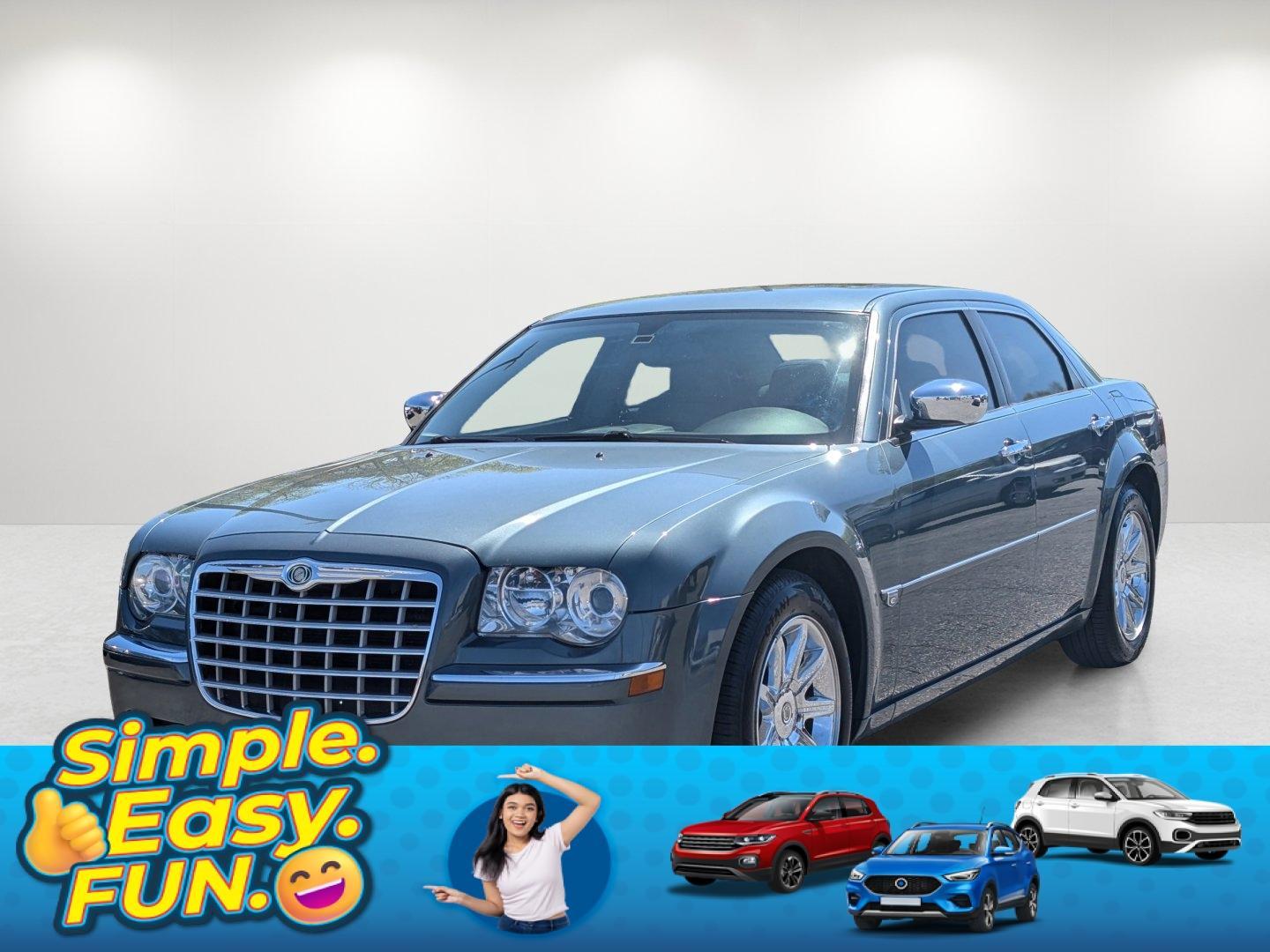 2006 Chrysler 300 C (2C3KA63H86H) with an Gas V8 5.7L/345 engine, 5-Speed Automatic transmission, located at 1430 Gateway Drive, Opelika, AL, 36801, (334) 239-0944, 32.637871, -85.409790 - 2006 Chrysler 300 C - Photo#0