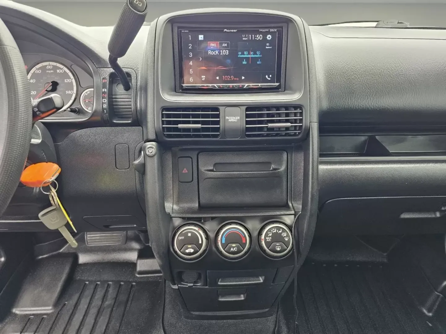 2006 Honda CR-V EX (JHLRD68836C) with an Other engine, located at 804 22nd Ave, Phenix City, AL, 36870, (334) 297-1860, 32.484749, -85.024475 - **Adventure Awaits: Your Ideal SUV for Family Outings and Weekend Getaways!**<br /> <br /> Ready to embark on your next adventure? Meet the 2006 Honda CR-V EX, an SUV that perfectly balances comfort, space, and efficiency-making it an ideal choice for growing families or anyone looking to enjoy life - Photo#13