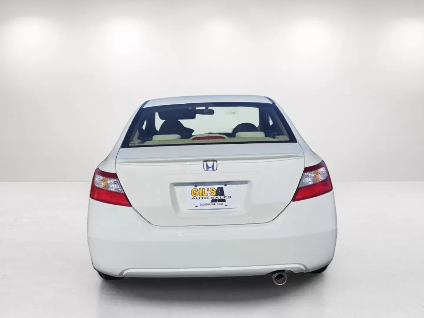 2006 Honda Civic Cpe EX (2HGFG12826H) with an Other engine, located at 521 Old Farm Lane Rd, Prattville, AL, 36066, (334) 325-1505, 32.482460, -86.416367 - Unlock the freedom of the open road and elevate your everyday adventures with this remarkable 2006 Honda Civic Coupe, now available at Gils Auto in Prattville, AL. This stylish and efficient vehicle is perfect for budget-conscious buyers who crave reliability and a dash of sportiness in their daily - Photo#5