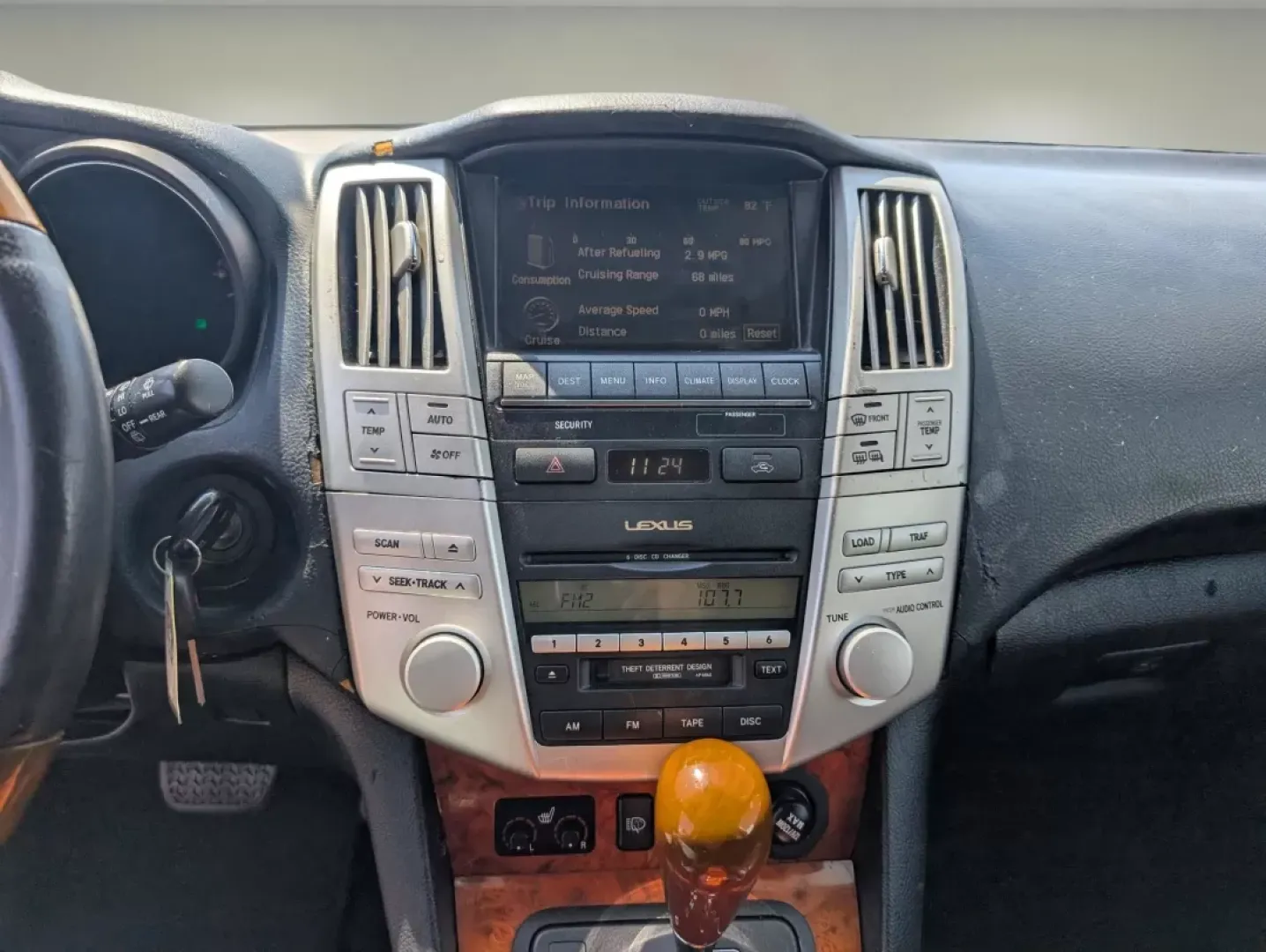 2006 Lexus RX 330 (2T2GA31U86C) with an Other engine, located at 5115 14th Ave., Columbus, GA, 31904, (706) 323-0345, 32.511494, -84.971046 - **Discover Your Next Adventure with the 2006 Lexus RX 330 at Gils Auto Phenix City, AL**<br /> <br /> Are you ready to elevate your lifestyle with a vehicle that embodies luxury and practicality? Look no further than the 2006 Lexus RX 330, a perfect blend of comfort and capability for families, com - Photo#13