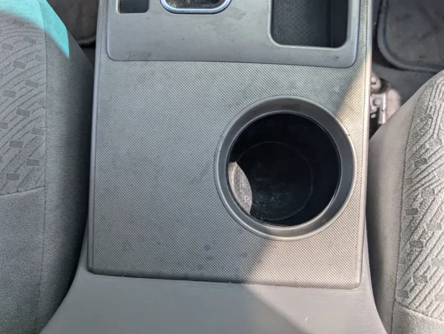 2006 Toyota Tacoma PreRunner (5TEJU62N16Z) with an Other engine, located at 1430 Gateway Drive, Opelika, AL, 36801, (334) 239-0944, 32.637871, -85.409790 - Looking for a reliable vehicle that fits your active lifestyle? The 2006 Toyota Tacoma PreRunner, available at Gils Auto in Opelika, AL, is your perfect companion for weekend adventures, family outings, or even those long commutes to work. With its rugged build and spacious interior, this crew cab p - Photo#12