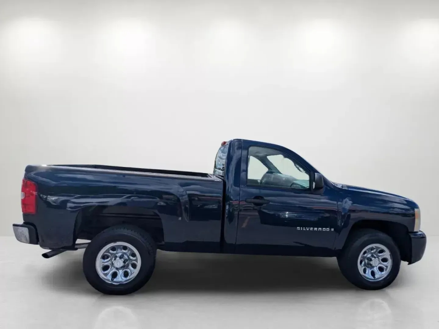 2007 /Dark Titanium Chevrolet Silverado 1500 Work Truck (1GCEC14X67Z) with an Gas V6 4.3L/262 engine, 4-Speed Automatic w/OD transmission, located at 7000 Northlake Connector, Columbus, GA, 31904, (706) 987-8085, 32.524975, -84.978134 - **Discover Adventure With the 2007 Chevrolet Silverado 1500 at Gils Auto - Columbus #2!**<br /> <br /> Are you ready to take on the road less traveled or tackle your daily commute with style and confidence? Look no further than this rugged 2007 Chevrolet Silverado 1500, a perfect blend of reliabilit - Photo#3