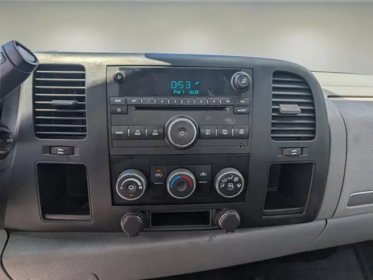 2007 /Dark Titanium Chevrolet Silverado 1500 Work Truck (1GCEC14X67Z) with an Gas V6 4.3L/262 engine, 4-Speed Automatic w/OD transmission, located at 7000 Northlake Connector, Columbus, GA, 31904, (706) 987-8085, 32.524975, -84.978134 - **Discover Adventure With the 2007 Chevrolet Silverado 1500 at Gils Auto - Columbus #2!**<br /> <br /> Are you ready to take on the road less traveled or tackle your daily commute with style and confidence? Look no further than this rugged 2007 Chevrolet Silverado 1500, a perfect blend of reliabilit - Photo#13
