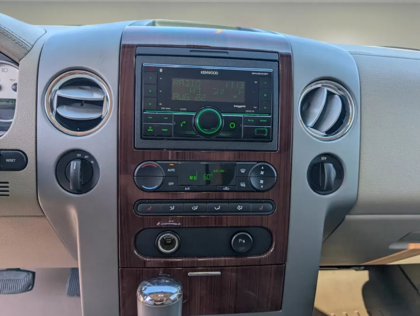 2007 Ford F-150 Lariat (1FTPW14V47F) with an Other engine, located at 3959 U.S. 80 W, Phenix City, AL, 36870, (334) 297-4885, 32.469296, -85.135185 - Are you ready to take on your next adventure with confidence and capability? Look no further than this 2007 Ford F-150, a rugged and reliable crew cab pickup perfect for weekend getaways, long commutes, or simply tackling your daily responsibilities. With its powerful 4WD drivetrain and spacious int - Photo#14