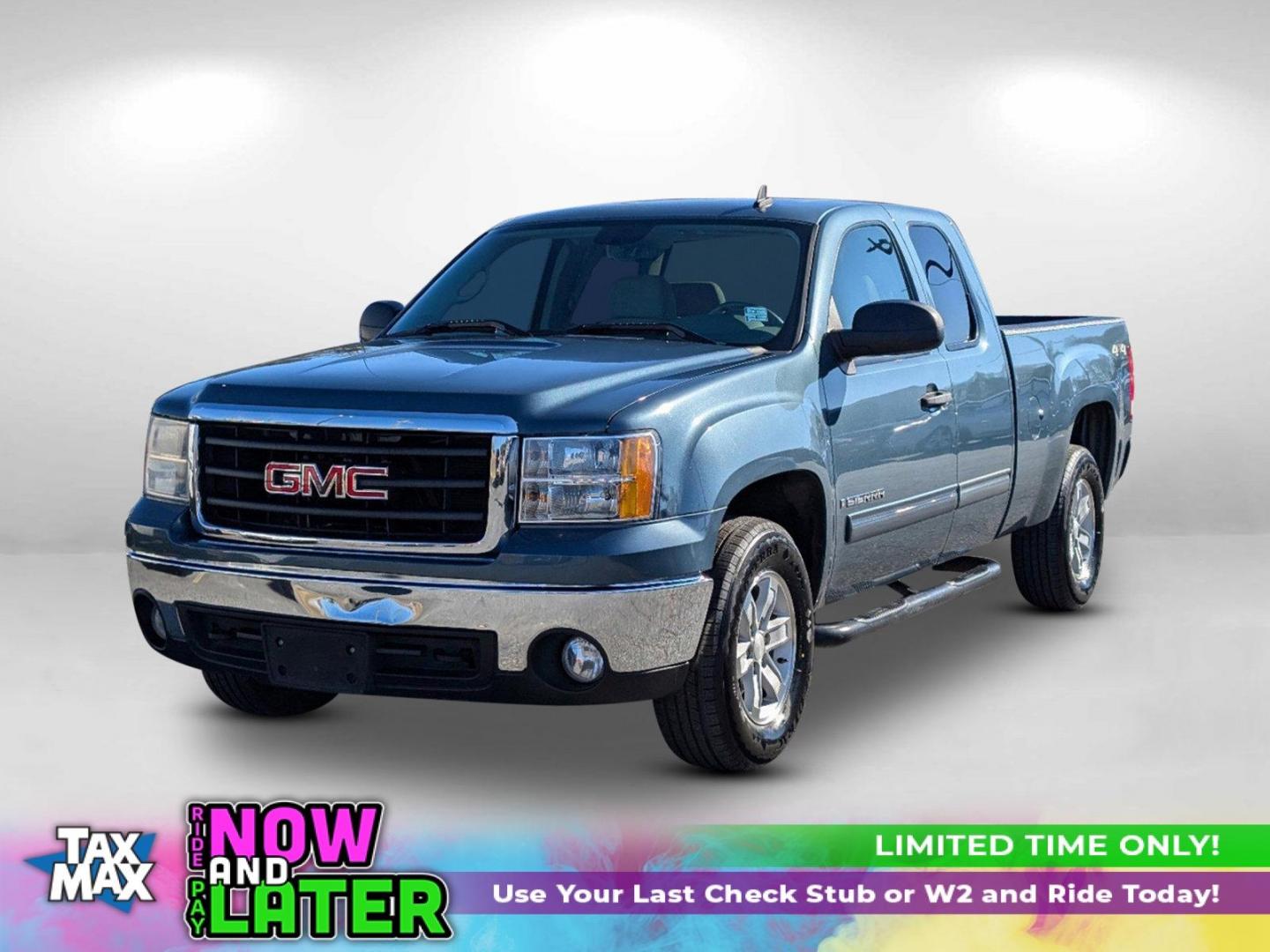 2007 /Dark/Lt Titanium GMC Sierra 1500 SLE1 (1GTEK19C57Z) with an Gas V8 5.3L/323 engine, 4-Speed Automatic w/OD transmission, located at 3959 U.S. 80 W, Phenix City, AL, 36870, (334) 297-4885, 32.469296, -85.135185 - 2007 GMC Sierra 1500 SLE1 - Photo#0