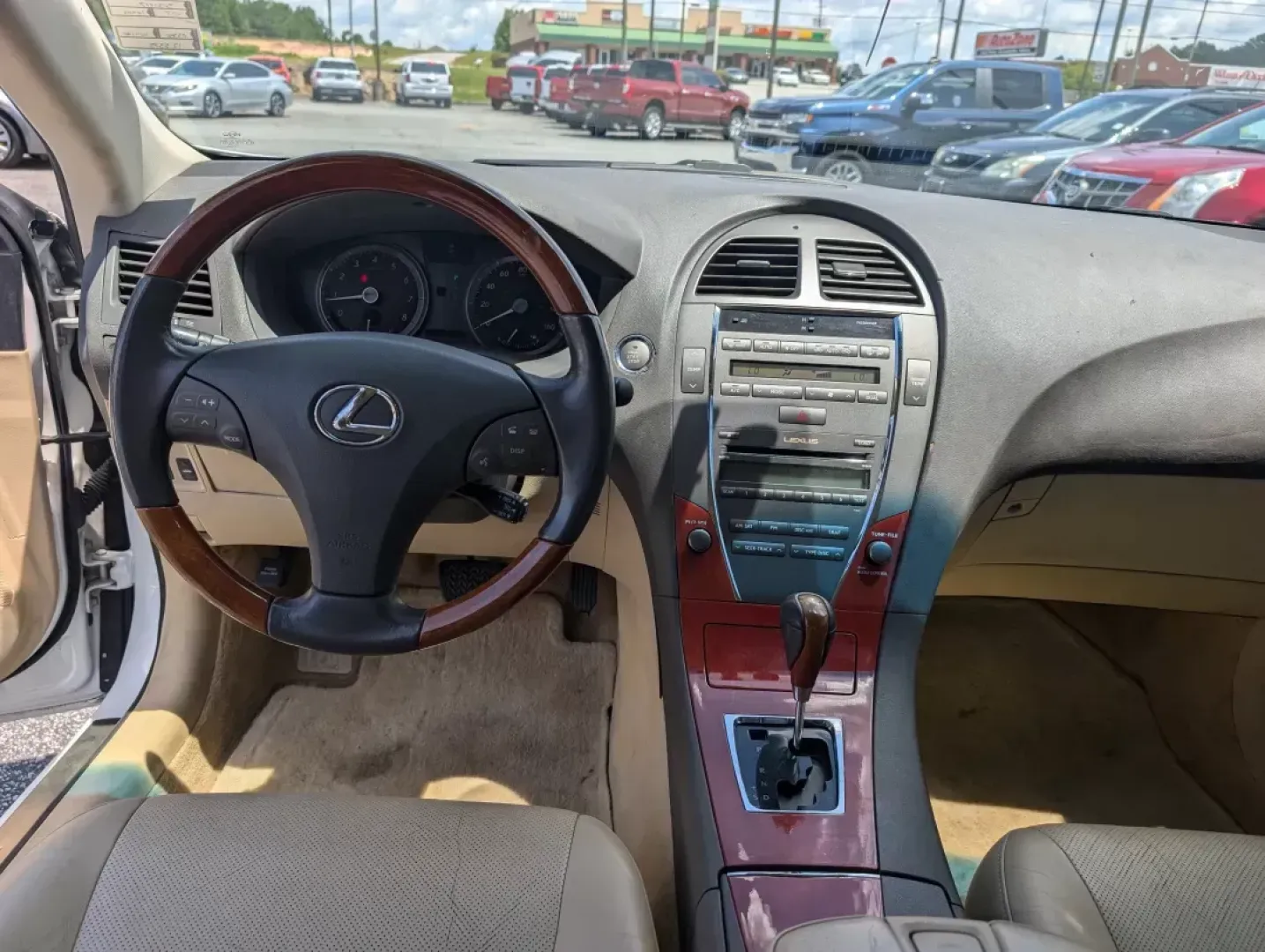2007 Lexus ES 350 (JTHBJ46G672) with an Other engine, located at 3959 U.S. 80 W, Phenix City, AL, 36870, (334) 297-4885, 32.469296, -85.135185 - **Experience Luxury and Reliability with the 2007 Lexus ES 350 at Gils Auto in Phenix City!**<br /> <br /> Are you in the market for a dependable, stylish sedan that can elevate your everyday driving experience? Look no further than the 2007 Lexus ES 350, available now at Gils Auto, your trusted Buy - Photo#11