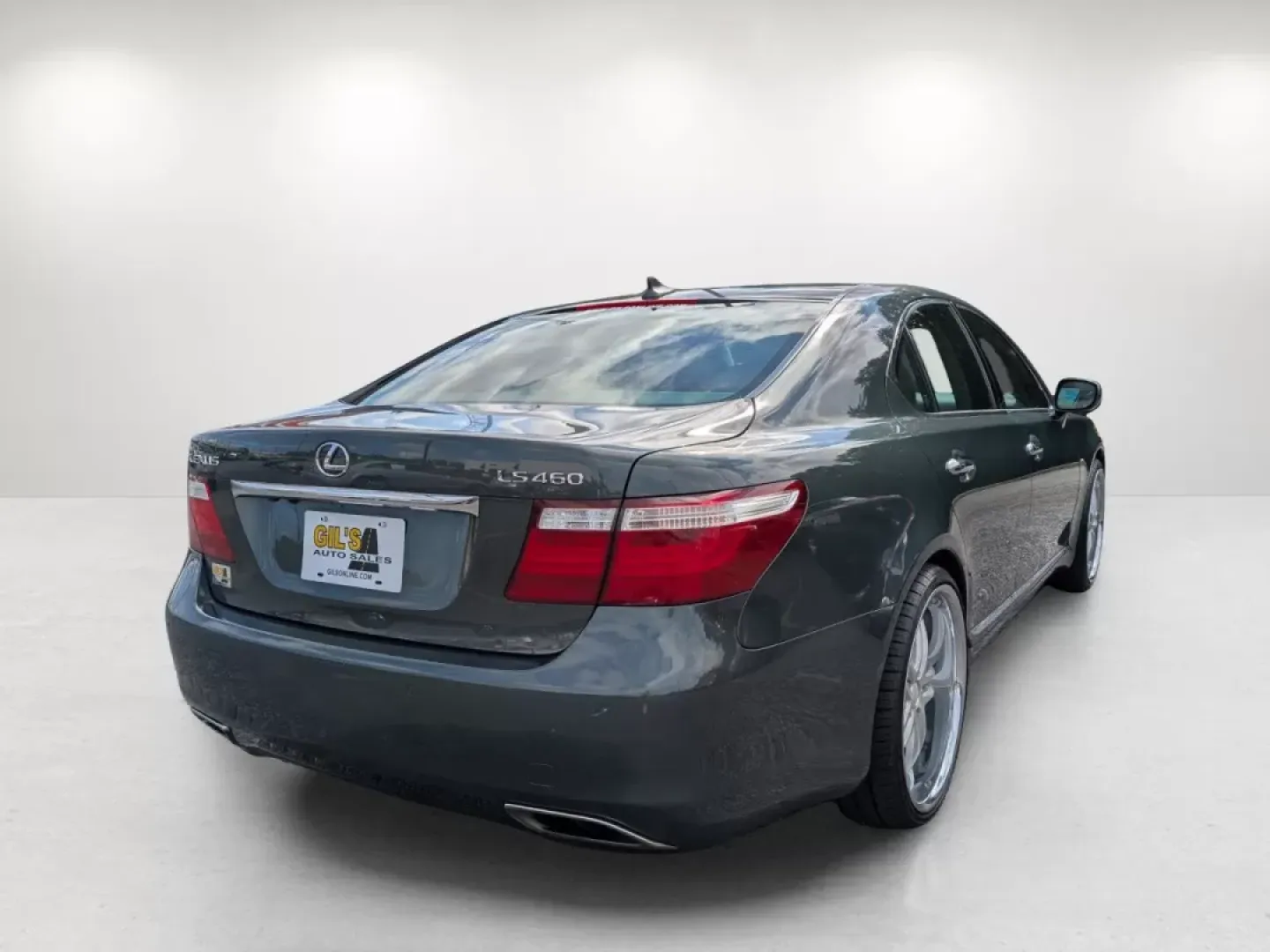 2007 Lexus LS 460 (JTHBL46F975) with an Other engine, located at 7000 Northlake Connector, Columbus, GA, 31904, (706) 987-8085, 32.524975, -84.978134 - **Elevate Your Driving Experience with the 2007 Lexus LS 460 at Gils Auto in Phenix City, AL!**<br /> <br /> Are you in search of a luxurious ride that effortlessly blends sophistication and performance? Whether you're a daily commuter navigating the busy roads or a weekend adventurer seeking comfor - Photo#4