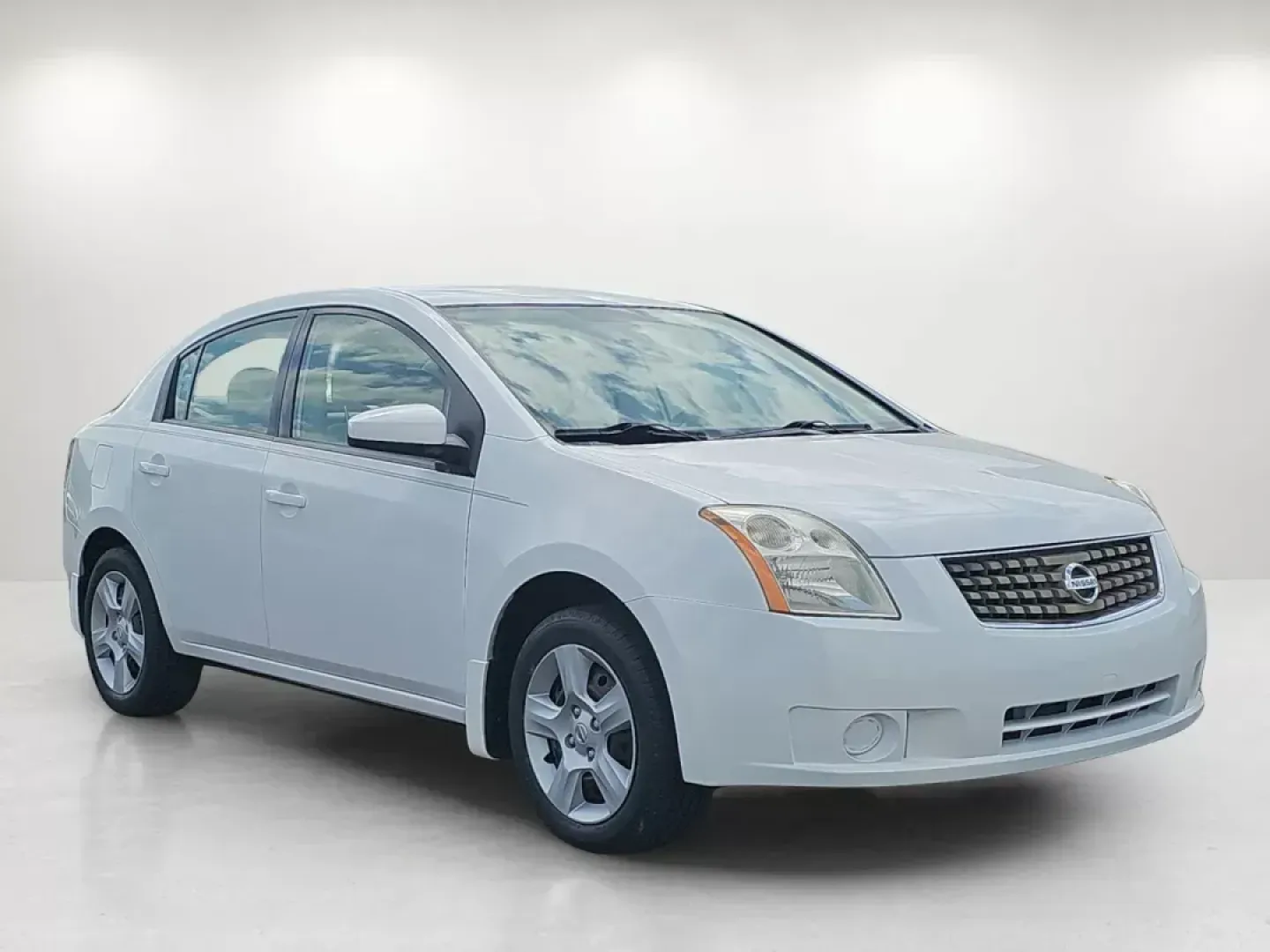 2007 Nissan Sentra 2.0 S (3N1AB61E17L) with an Other engine, located at 804 22nd Ave, Phenix City, AL, 36870, (334) 297-1860, 32.484749, -85.024475 - Unlock your adventure with the perfect blend of style, reliability, and affordability! At Gils Auto - Phenix City #2, we understand that life is about seizing every moment, whether it's commuting to work, heading out for a family road trip, or just enjoying a leisurely drive through the scenic route - Photo#2