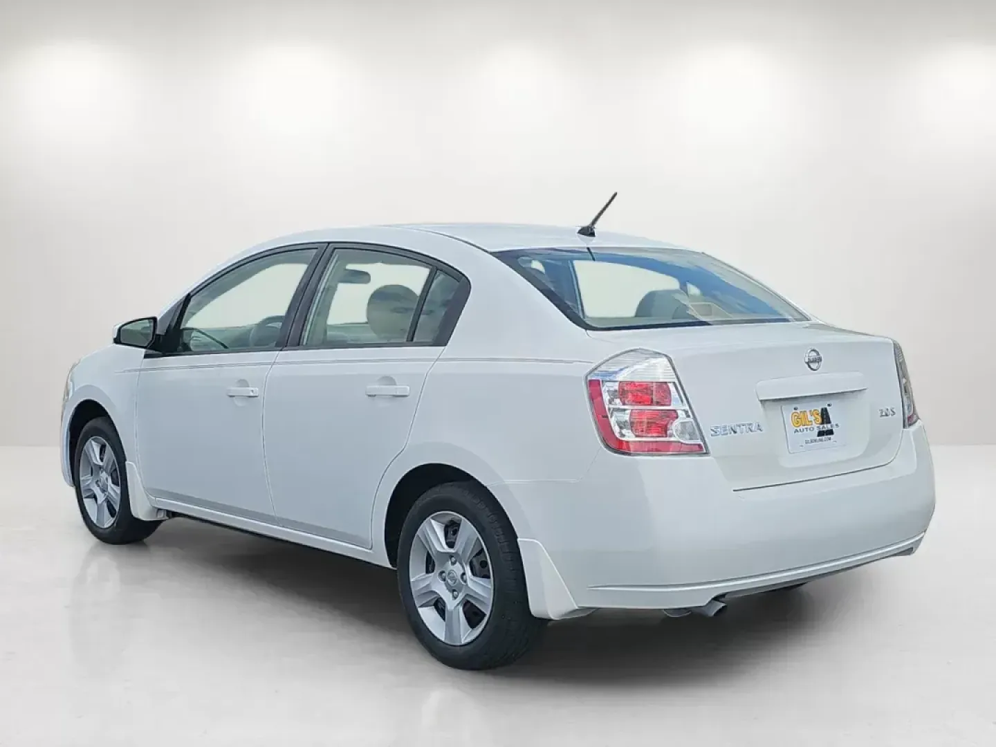 2007 Nissan Sentra 2.0 S (3N1AB61E17L) with an Other engine, located at 804 22nd Ave, Phenix City, AL, 36870, (334) 297-1860, 32.484749, -85.024475 - Unlock your adventure with the perfect blend of style, reliability, and affordability! At Gils Auto - Phenix City #2, we understand that life is about seizing every moment, whether it's commuting to work, heading out for a family road trip, or just enjoying a leisurely drive through the scenic route - Photo#6