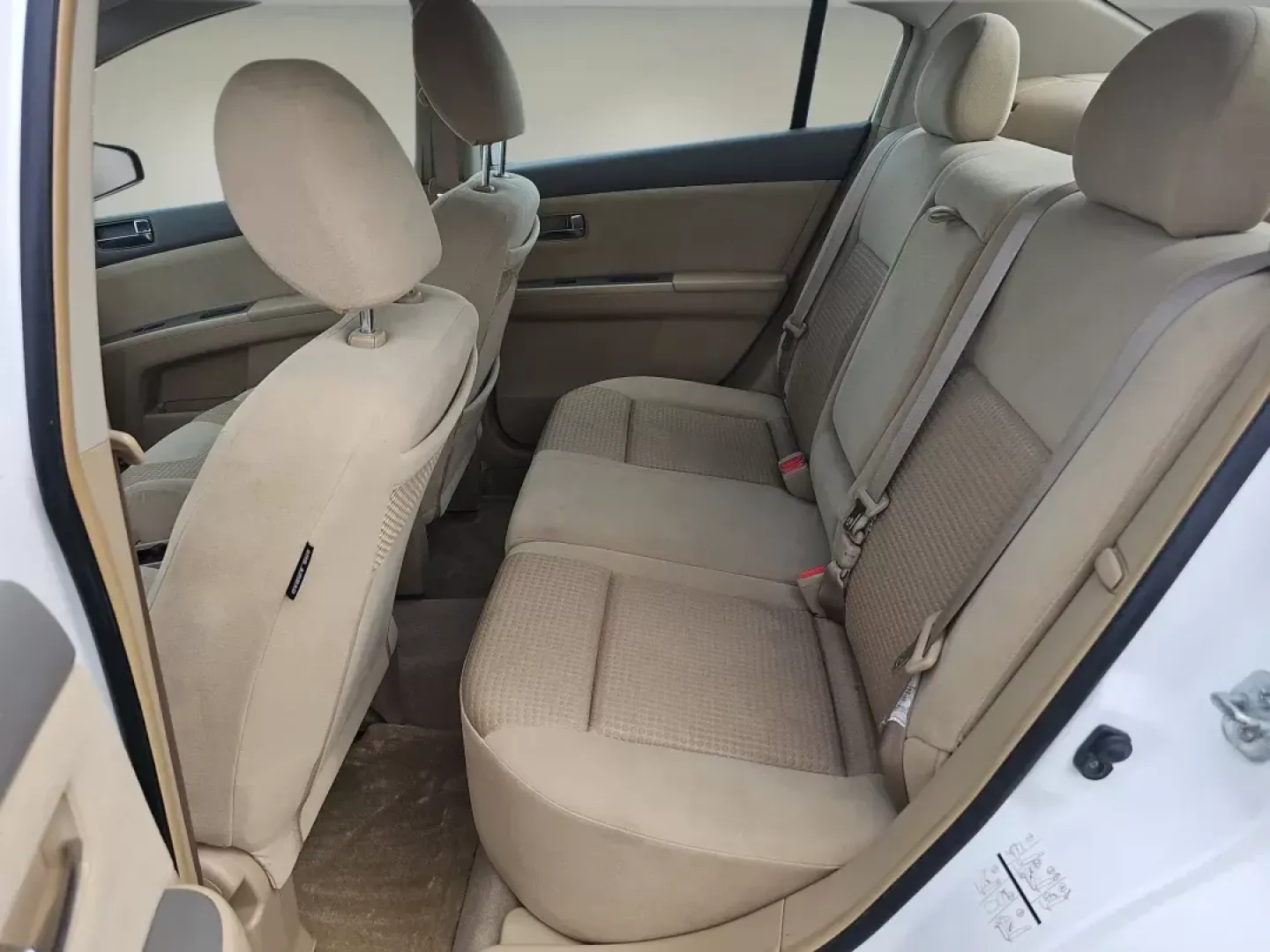 2007 Nissan Sentra 2.0 S (3N1AB61E17L) with an Other engine, located at 804 22nd Ave, Phenix City, AL, 36870, (334) 297-1860, 32.484749, -85.024475 - Unlock your adventure with the perfect blend of style, reliability, and affordability! At Gils Auto - Phenix City #2, we understand that life is about seizing every moment, whether it's commuting to work, heading out for a family road trip, or just enjoying a leisurely drive through the scenic route - Photo#14