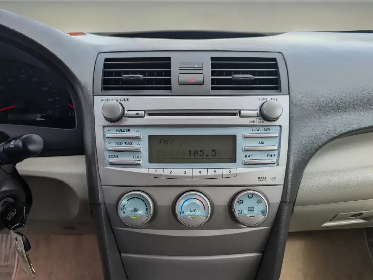 2007 Toyota Camry LE (4T1BK46K97U) with an Gas V6 3.5L/211 engine, 6-Speed Automatic w/OD transmission, located at 3959 U.S. 80 W, Phenix City, AL, 36870, (334) 297-4885, 32.469296, -85.135185 - 2007 Toyota Camry LE - Photo#15