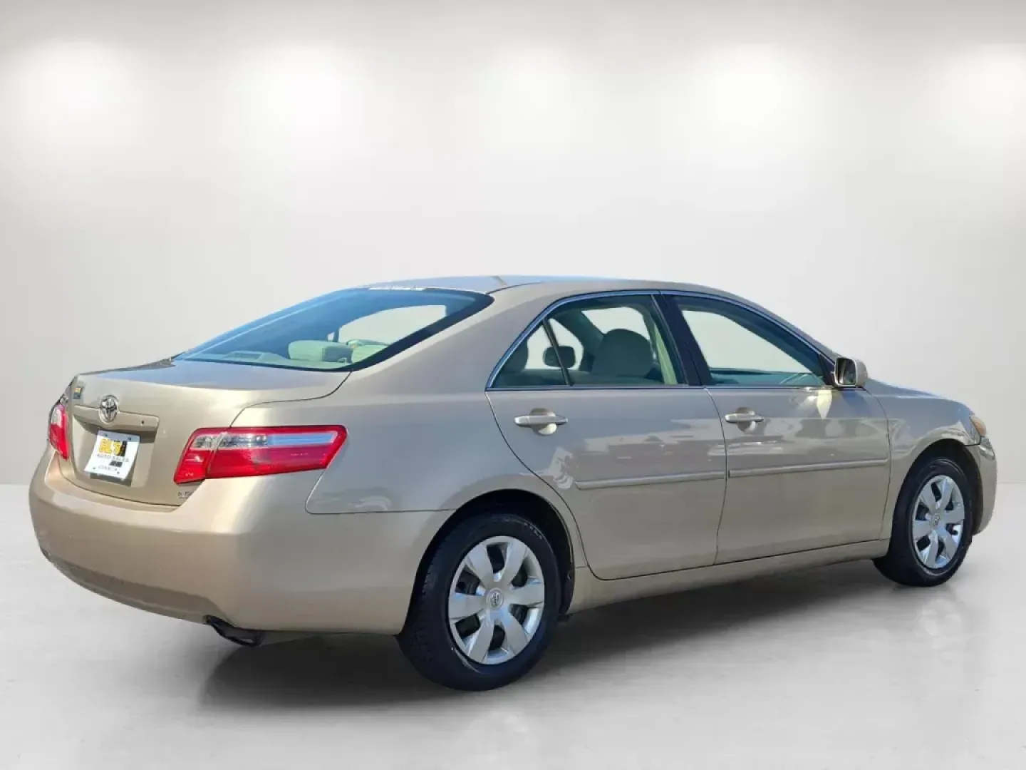 2007 Toyota Camry LE (4T1BE46K27U) with an Other engine, located at 7000 Northlake Connector, Columbus, GA, 31904, (706) 987-8085, 32.524975, -84.978134 - Discover your perfect blend of reliability, comfort, and affordability with this stunning 2007 Toyota Camry LE, available now at Gils Auto - Columbus #2! Located at 7000 Northlake Connector, Columbus, GA 31904, we are your go-to Buy Here Pay Here dealership, specializing in providing quality vehicle - Photo#4