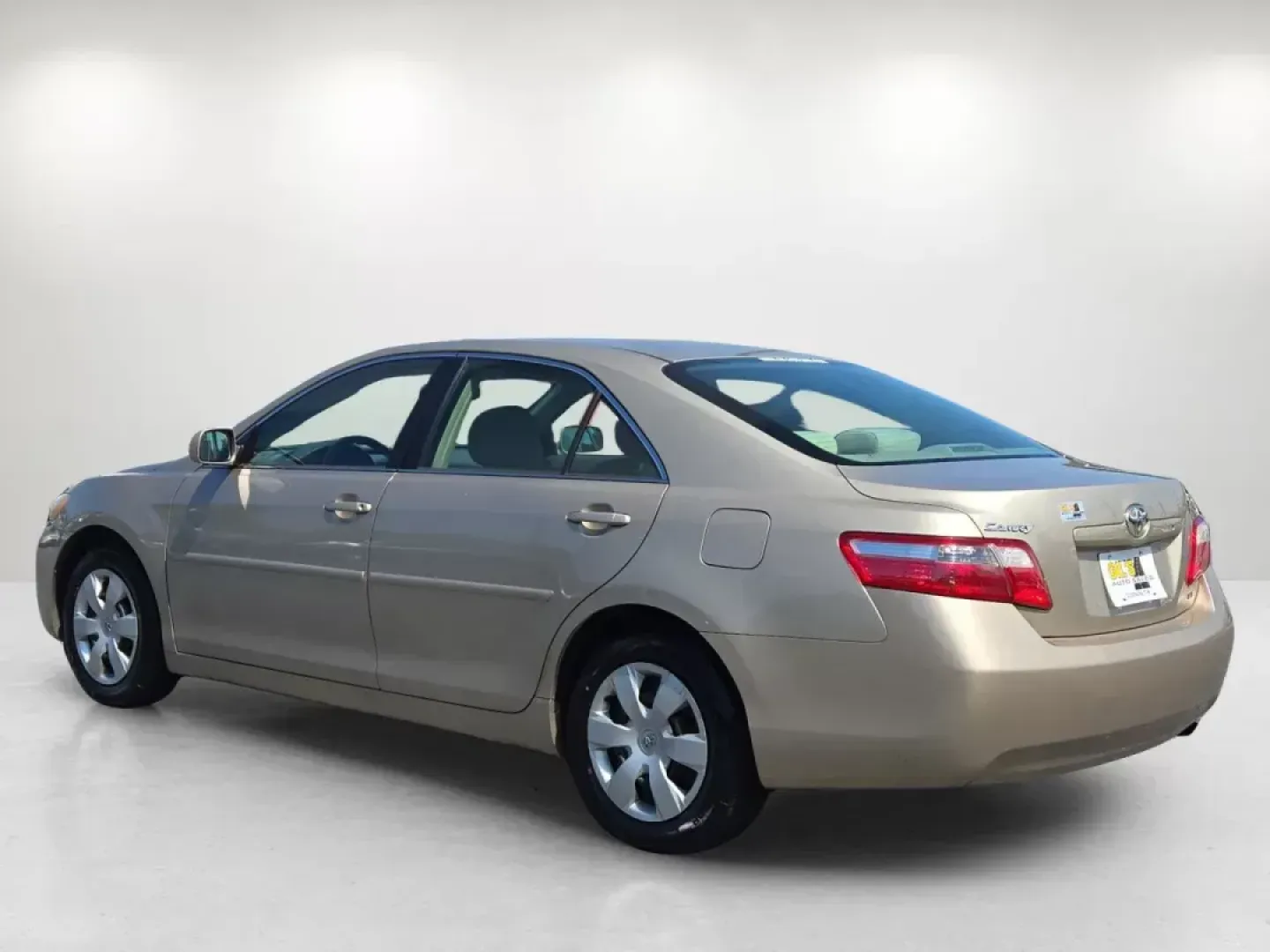 2007 Toyota Camry LE (4T1BE46K27U) with an Other engine, located at 7000 Northlake Connector, Columbus, GA, 31904, (706) 987-8085, 32.524975, -84.978134 - Discover your perfect blend of reliability, comfort, and affordability with this stunning 2007 Toyota Camry LE, available now at Gils Auto - Columbus #2! Located at 7000 Northlake Connector, Columbus, GA 31904, we are your go-to Buy Here Pay Here dealership, specializing in providing quality vehicle - Photo#6