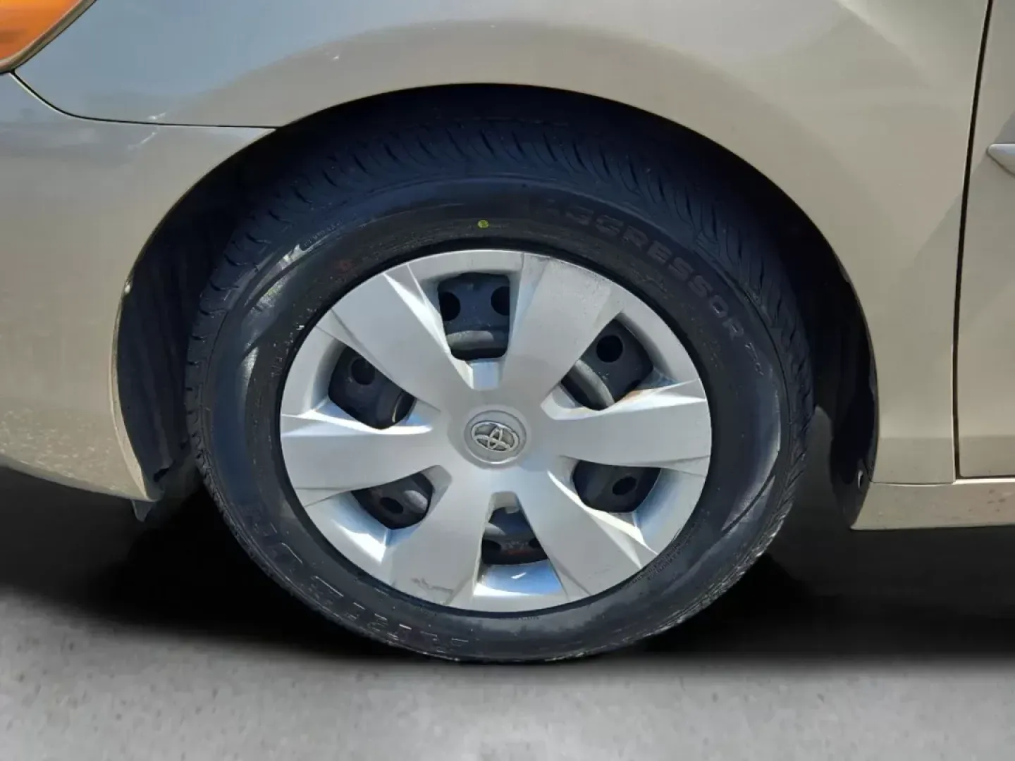2007 Toyota Camry LE (4T1BE46K27U) with an Other engine, located at 7000 Northlake Connector, Columbus, GA, 31904, (706) 987-8085, 32.524975, -84.978134 - Discover your perfect blend of reliability, comfort, and affordability with this stunning 2007 Toyota Camry LE, available now at Gils Auto - Columbus #2! Located at 7000 Northlake Connector, Columbus, GA 31904, we are your go-to Buy Here Pay Here dealership, specializing in providing quality vehicle - Photo#8