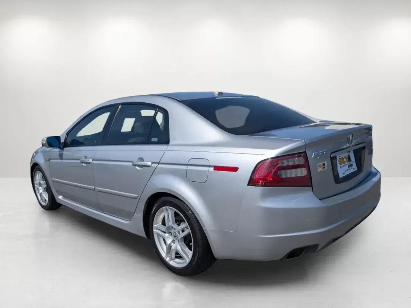2008 Acura TL (19UUA66228A) with an Gas V6 3.2L/196 engine, 5-Speed Automatic w/OD transmission, located at 3959 U.S. 80 W, Phenix City, AL, 36870, (334) 297-4885, 32.469296, -85.135185 - **Elevate Your Daily Drive with the 2008 Acura TL: Perfect for Commuters and Families Alike!**<br /> <br /> Are you looking for a vehicle that balances style, comfort, and practicality? The 2008 Acura TL available at Gils Auto in Phenix City, AL, is the ideal sedan for anyone seeking a reliable ride - Photo#6