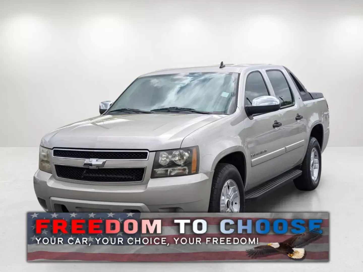 2008 /Dark Titanium/Light Titanium Chevrolet Avalanche LS (3GNEC12078G) with an Other engine, located at 3959 U.S. 80 W, Phenix City, AL, 36870, (334) 297-4885, 32.469296, -85.135185 - 2008 Chevrolet Avalanche LS - Photo#0