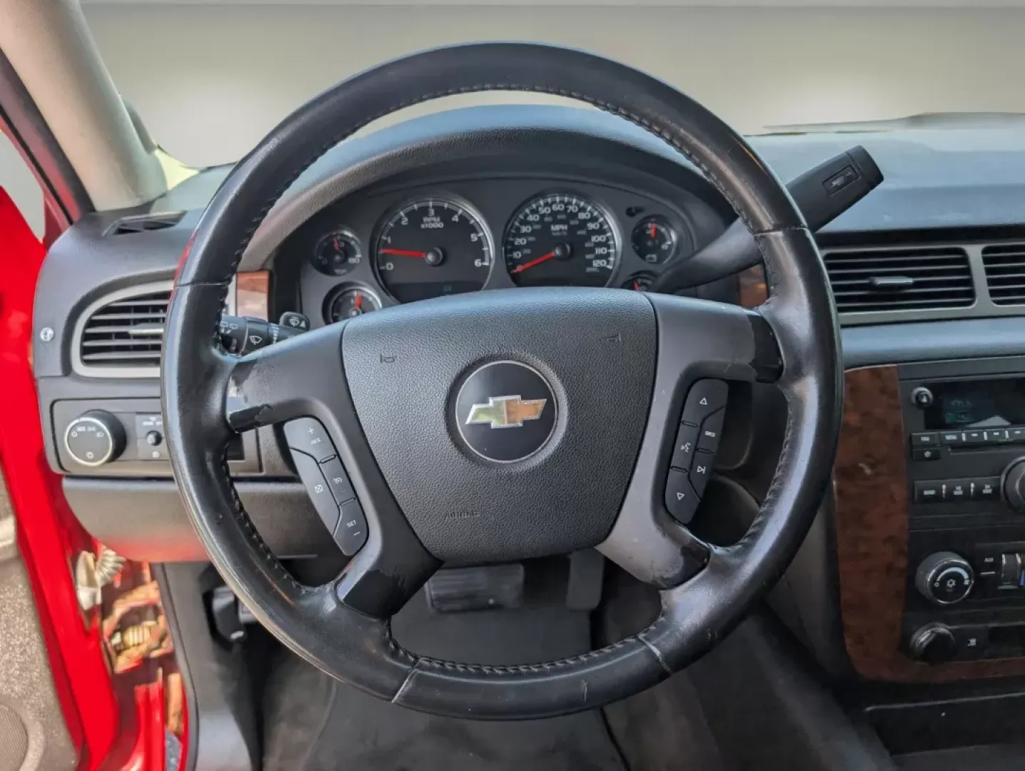 2008 /Ebony Chevrolet Tahoe LT w/1LT (1GNFC13J28R) with an Other engine, located at 5115 14th Ave., Columbus, GA, 31904, (706) 323-0345, 32.511494, -84.971046 - **Explore Your Next Adventure with the 2008 Chevrolet Tahoe LT at Gils Auto!**<br /> <br /> Are you ready to elevate your family outings, weekend getaways, or daily commutes? The 2008 Chevrolet Tahoe LT is not just a vehicle; it's a lifestyle companion designed for those who crave adventure and comf - Photo#15