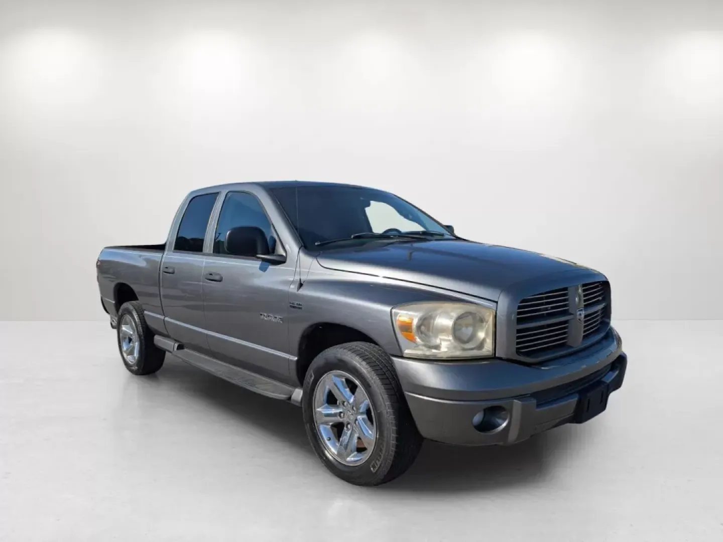 2008 /Medium Slate Gray Dodge Ram 1500 SLT (1D7HU18218J) with an Other engine, located at 3959 U.S. 80 W, Phenix City, AL, 36870, (334) 297-4885, 32.469296, -85.135185 - 2008 Dodge Ram 1500 SLT - Photo#3