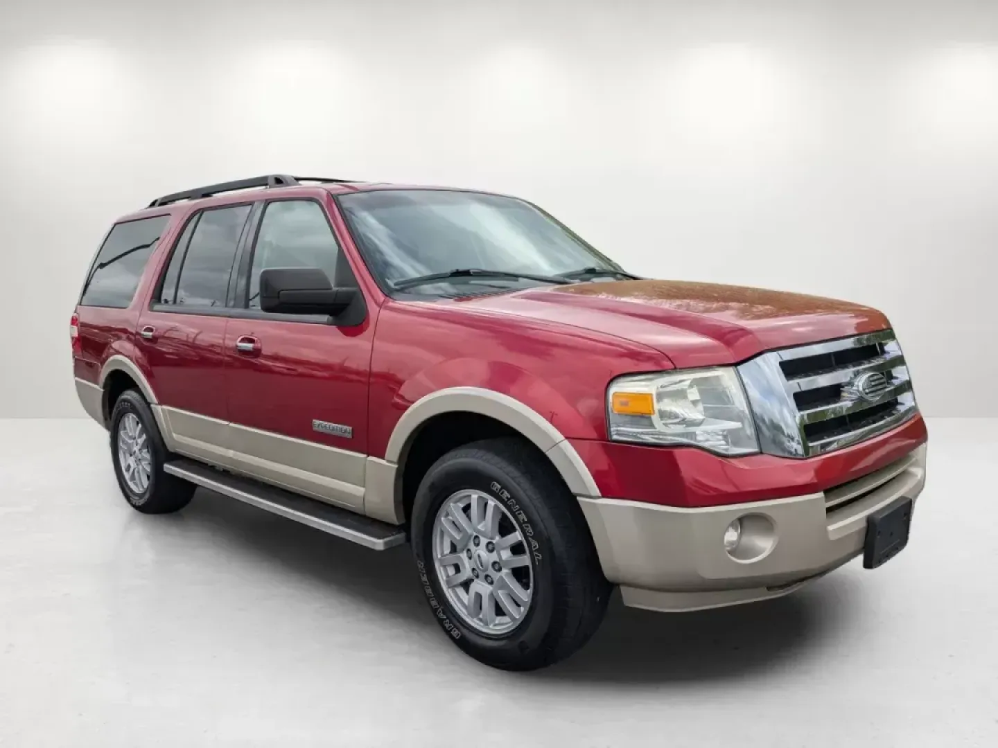 2008 Ford Expedition King Ranch (1FMFU17538L) with an Gas V8 5.4L/330 engine, 6-Speed Automatic w/OD transmission, located at 804 22nd Ave, Phenix City, AL, 36870, (334) 297-1860, 32.484749, -85.024475 - 2008 Ford Expedition King Ranch - Photo#2
