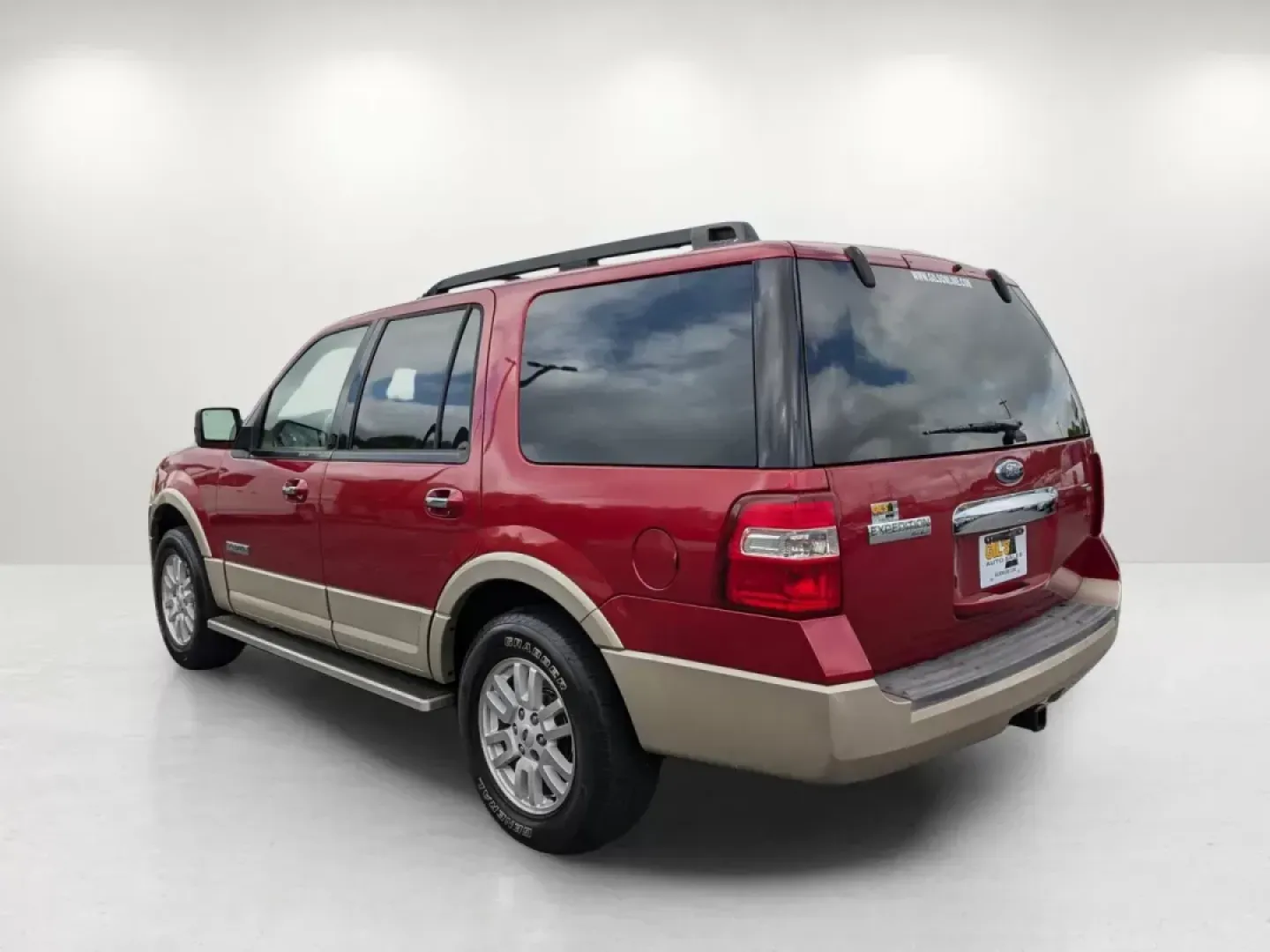 2008 Ford Expedition King Ranch (1FMFU17538L) with an Gas V8 5.4L/330 engine, 6-Speed Automatic w/OD transmission, located at 804 22nd Ave, Phenix City, AL, 36870, (334) 297-1860, 32.484749, -85.024475 - 2008 Ford Expedition King Ranch - Photo#6