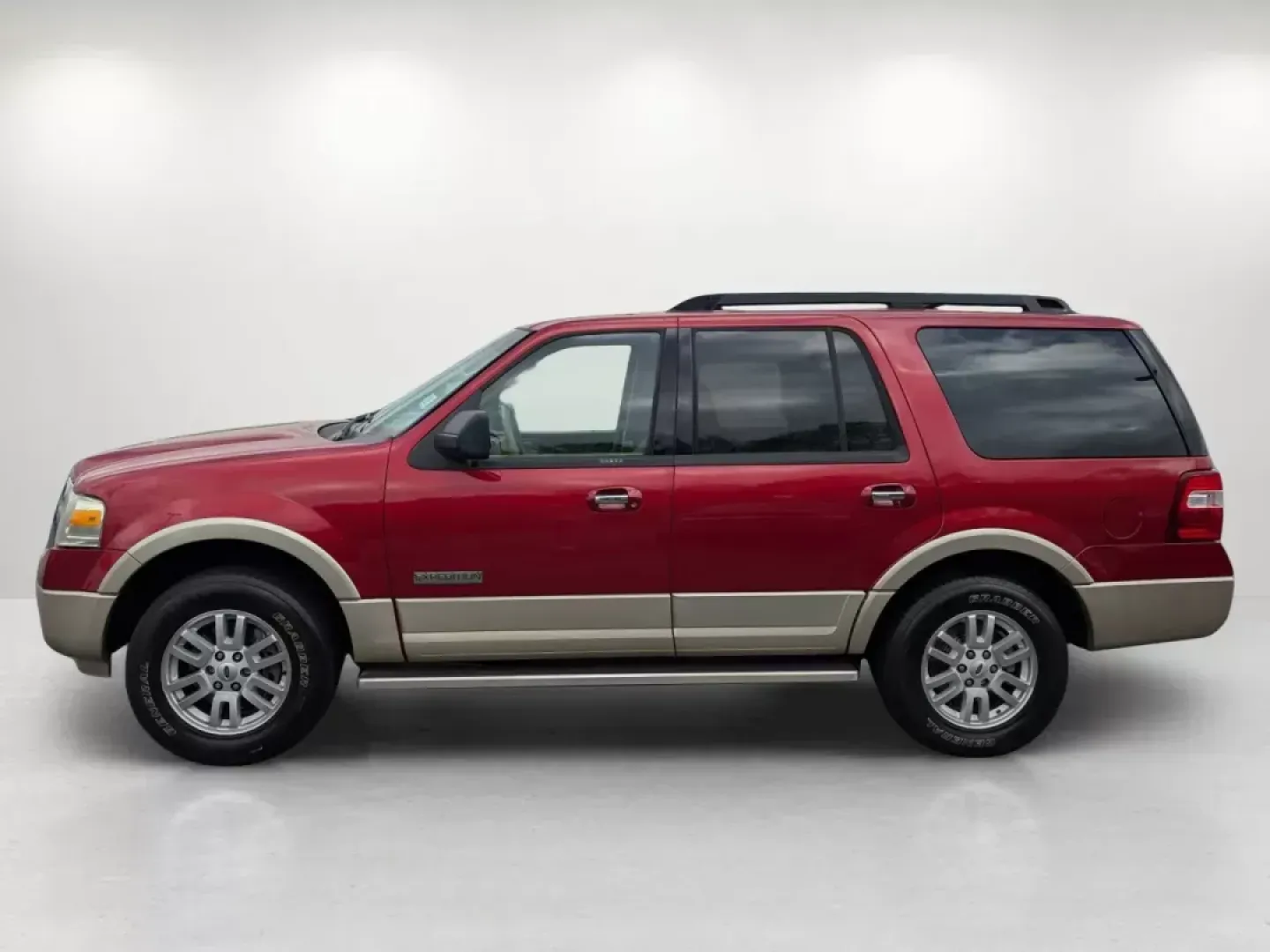 2008 Ford Expedition King Ranch (1FMFU17538L) with an Gas V8 5.4L/330 engine, 6-Speed Automatic w/OD transmission, located at 804 22nd Ave, Phenix City, AL, 36870, (334) 297-1860, 32.484749, -85.024475 - 2008 Ford Expedition King Ranch - Photo#7