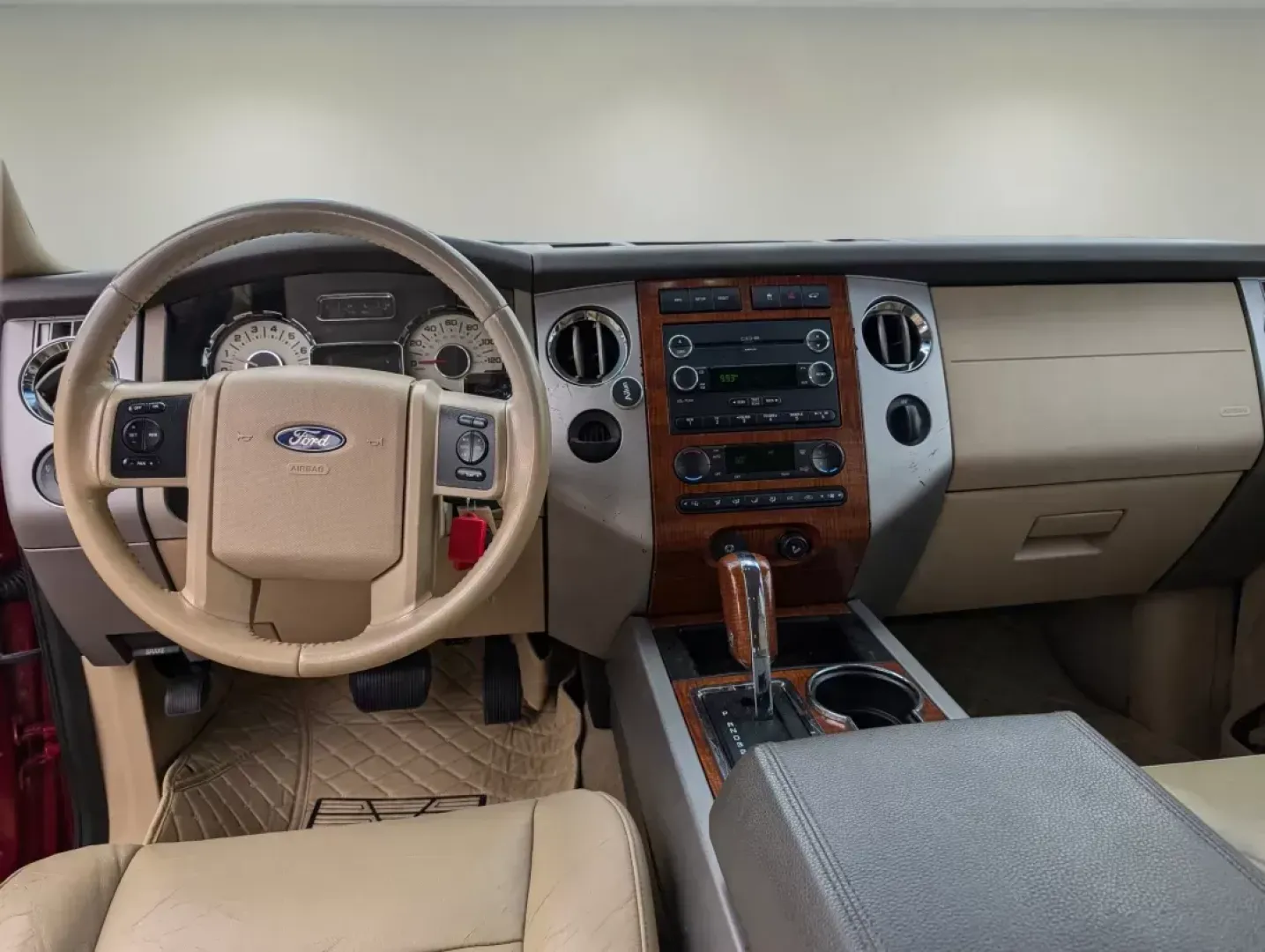 2008 Ford Expedition King Ranch (1FMFU17538L) with an Gas V8 5.4L/330 engine, 6-Speed Automatic w/OD transmission, located at 804 22nd Ave, Phenix City, AL, 36870, (334) 297-1860, 32.484749, -85.024475 - 2008 Ford Expedition King Ranch - Photo#12