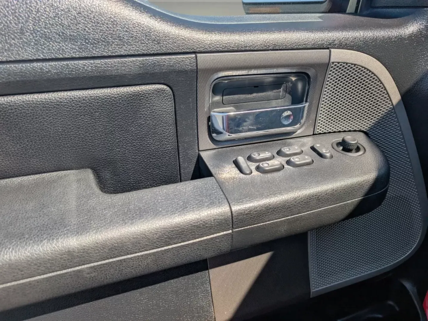 2008 Ford F-150 FX2 (1FTPW12V18K) with an Other engine, located at 3959 U.S. 80 W, Phenix City, AL, 36870, (334) 297-4885, 32.469296, -85.135185 - **Unleash Your Adventures with the 2008 Ford F-150 FX2 at Gils Auto in Phenix City, AL!**<br /> <br /> Are you ready to elevate your lifestyle with a truck that can handle everything from weekend getaways to daily commutes? Look no further than the 2008 Ford F-150 FX2, a versatile crew cab pickup th - Photo#9