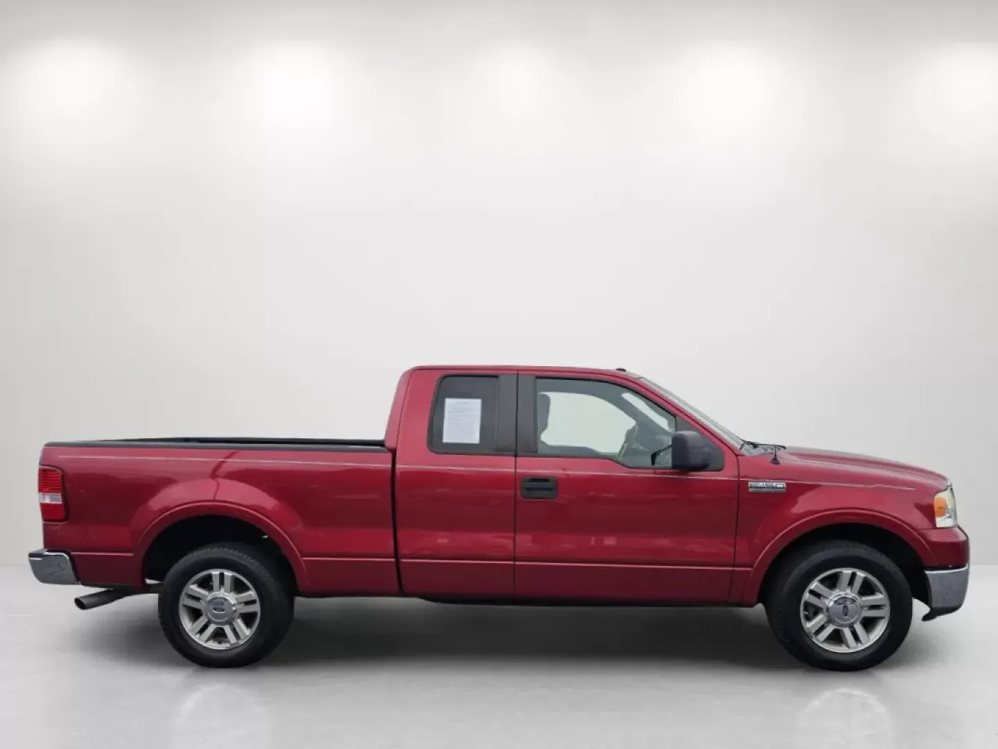 2008 Red Ford F-150 Lariat (1FTPX12V68F) with an Other engine, located at 804 22nd Ave, Phenix City, AL, 36870, (334) 297-1860, 32.484749, -85.024475 - Are you searching for a rugged and reliable vehicle that seamlessly fits into your busy lifestyle? Look no further! The 2008 Ford F-150 Lariat extended cab pickup is the perfect blend of power, comfort, and versatility, making it ideal for families, weekend adventurers, and daily commuters alike. Wi - Photo#3
