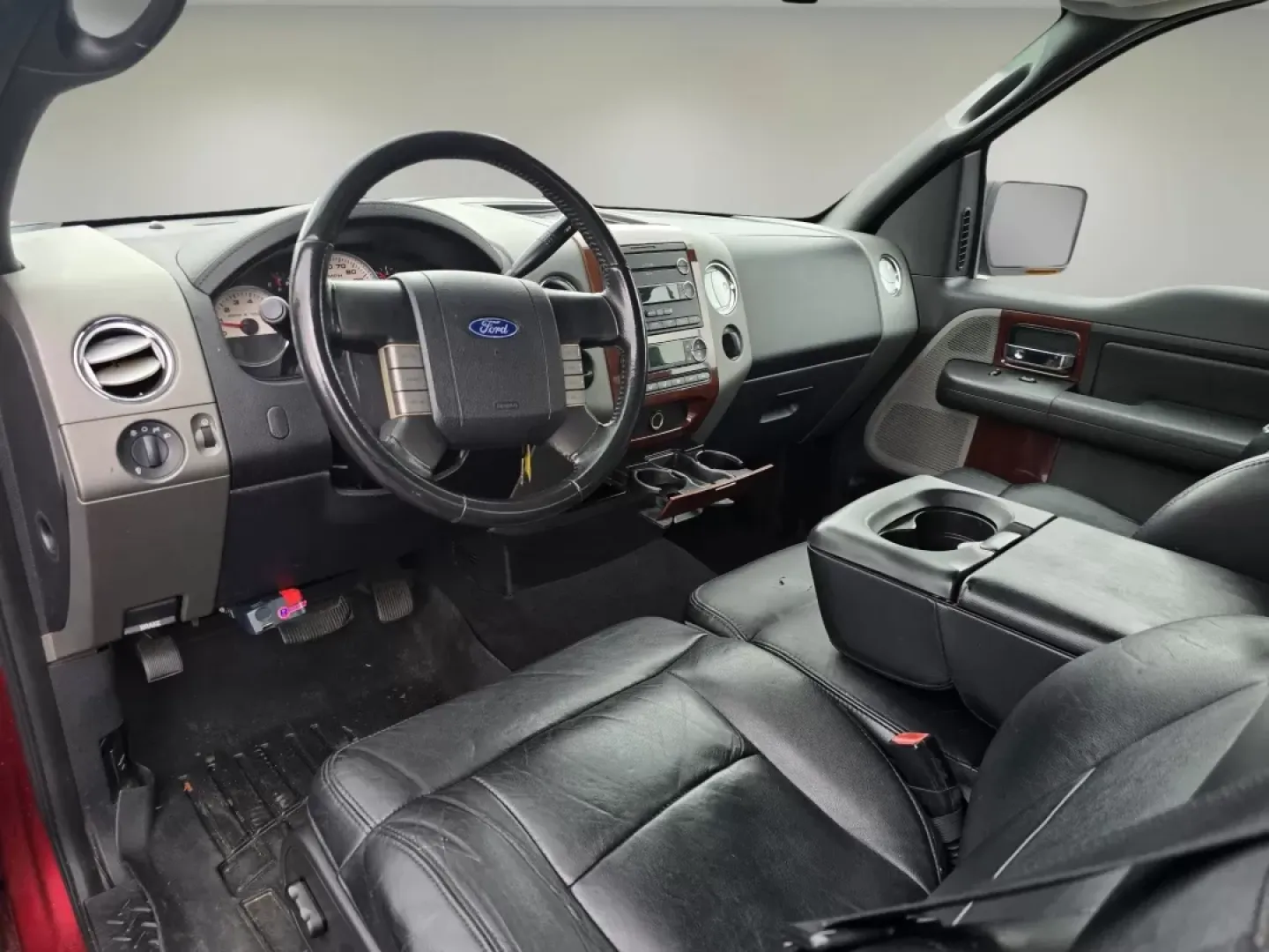 2008 Red Ford F-150 Lariat (1FTPX12V68F) with an Other engine, located at 804 22nd Ave, Phenix City, AL, 36870, (334) 297-1860, 32.484749, -85.024475 - Are you searching for a rugged and reliable vehicle that seamlessly fits into your busy lifestyle? Look no further! The 2008 Ford F-150 Lariat extended cab pickup is the perfect blend of power, comfort, and versatility, making it ideal for families, weekend adventurers, and daily commuters alike. Wi - Photo#13