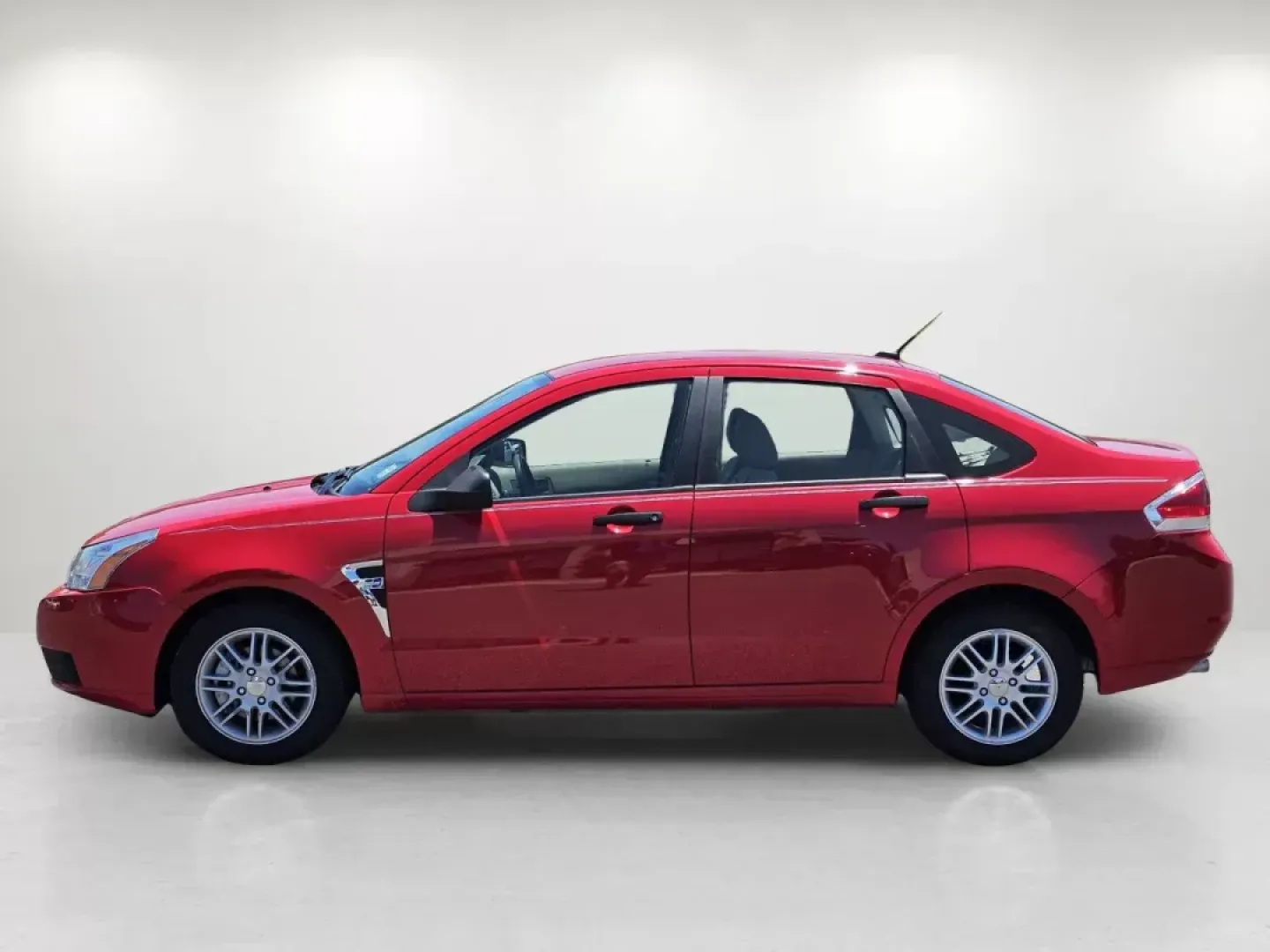 2008 /Medium Stone Ford Focus SE (1FAHP35N78W) with an Gas I4 2.0L/121 engine, located at 521 Old Farm Lane Rd, Prattville, AL, 36066, (334) 325-1505, 32.482460, -86.416367 - **Drive Your Dreams with the 2008 Ford Focus SE - Perfect for Everyday Adventures!**<br /> <br /> Are you searching for an efficient, reliable sedan that fits seamlessly into your life? Look no further than this stunning **2008 Ford Focus SE** available at **Gils Auto - Prattville**, located at **52 - Photo#8