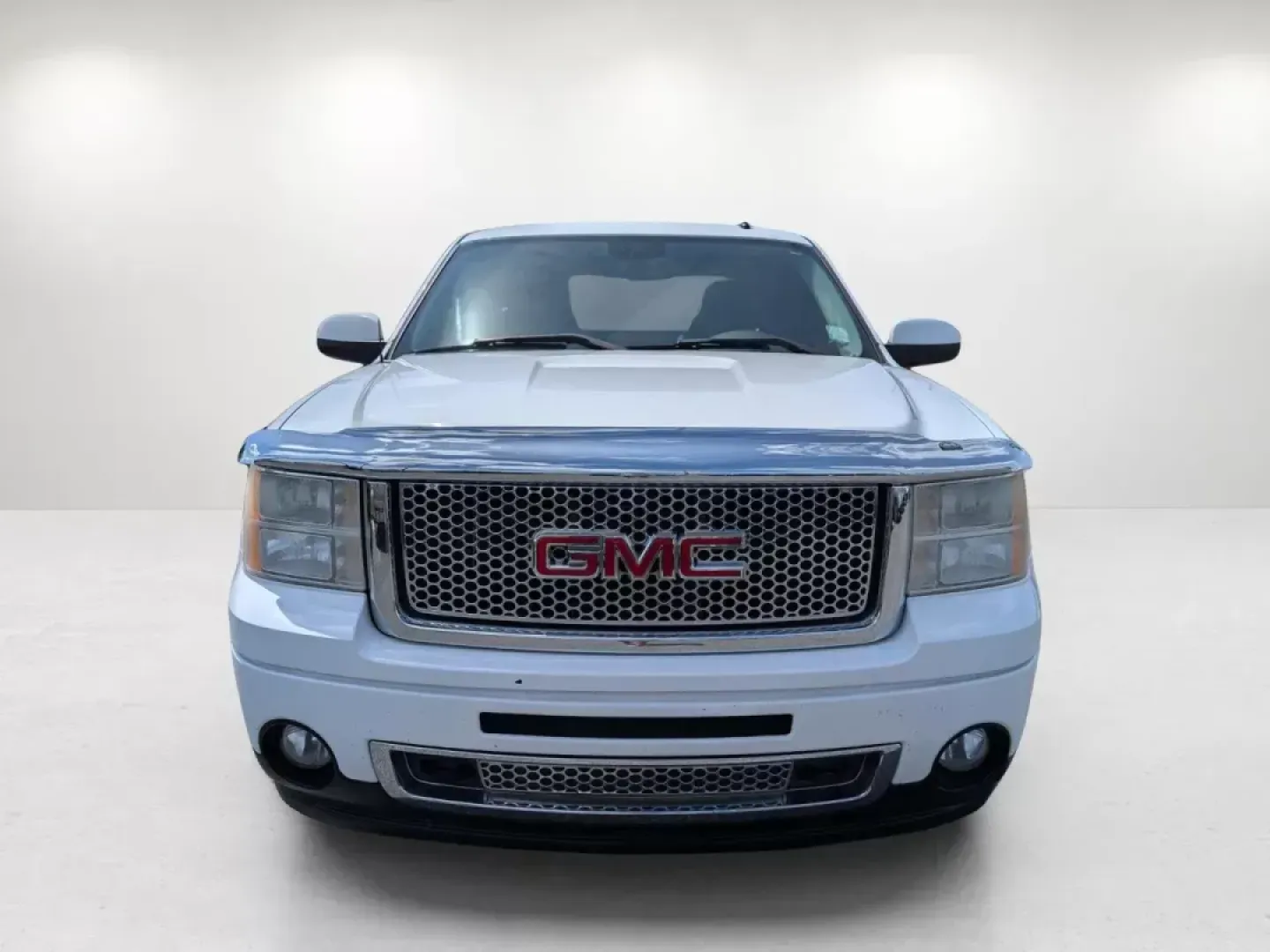 2008 /Ebony GMC Sierra Denali (2GTEK638181) with an Gas V8 6.2L/378.3 engine, 6-Speed HD Automatic w/OD transmission, located at 3959 U.S. 80 W, Phenix City, AL, 36870, (334) 297-4885, 32.469296, -85.135185 - 2008 GMC Sierra Denali - Photo#8