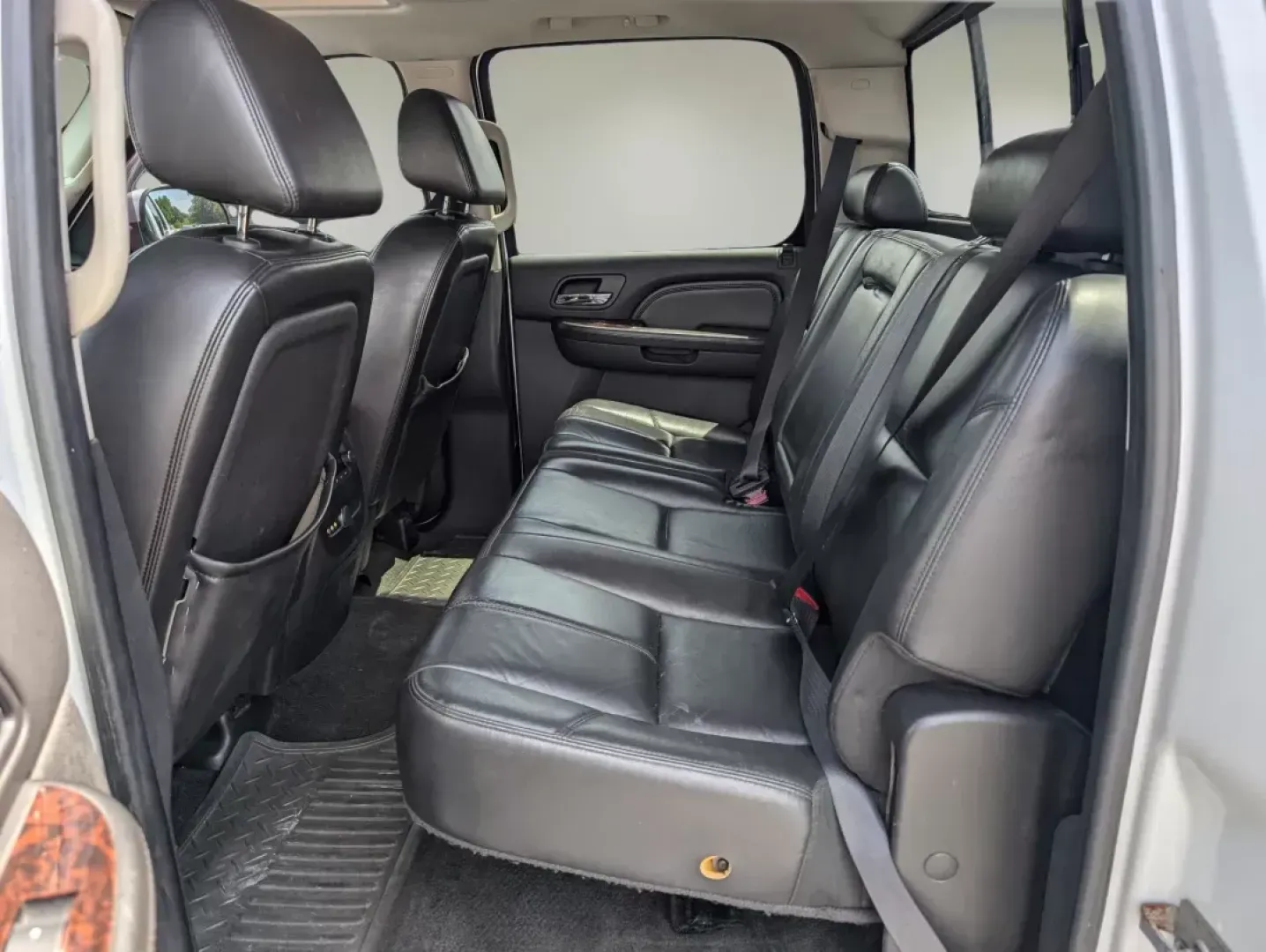 2008 /Ebony GMC Sierra Denali (2GTEK638181) with an Gas V8 6.2L/378.3 engine, 6-Speed HD Automatic w/OD transmission, located at 3959 U.S. 80 W, Phenix City, AL, 36870, (334) 297-4885, 32.469296, -85.135185 - 2008 GMC Sierra Denali - Photo#11