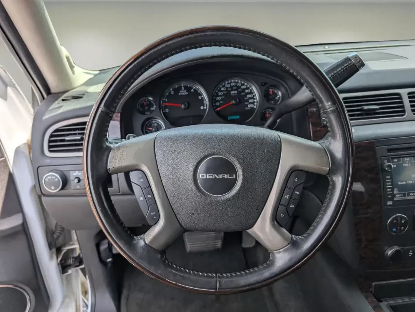 2008 /Ebony GMC Sierra Denali (2GTEK638181) with an Gas V8 6.2L/378.3 engine, 6-Speed HD Automatic w/OD transmission, located at 3959 U.S. 80 W, Phenix City, AL, 36870, (334) 297-4885, 32.469296, -85.135185 - 2008 GMC Sierra Denali - Photo#15