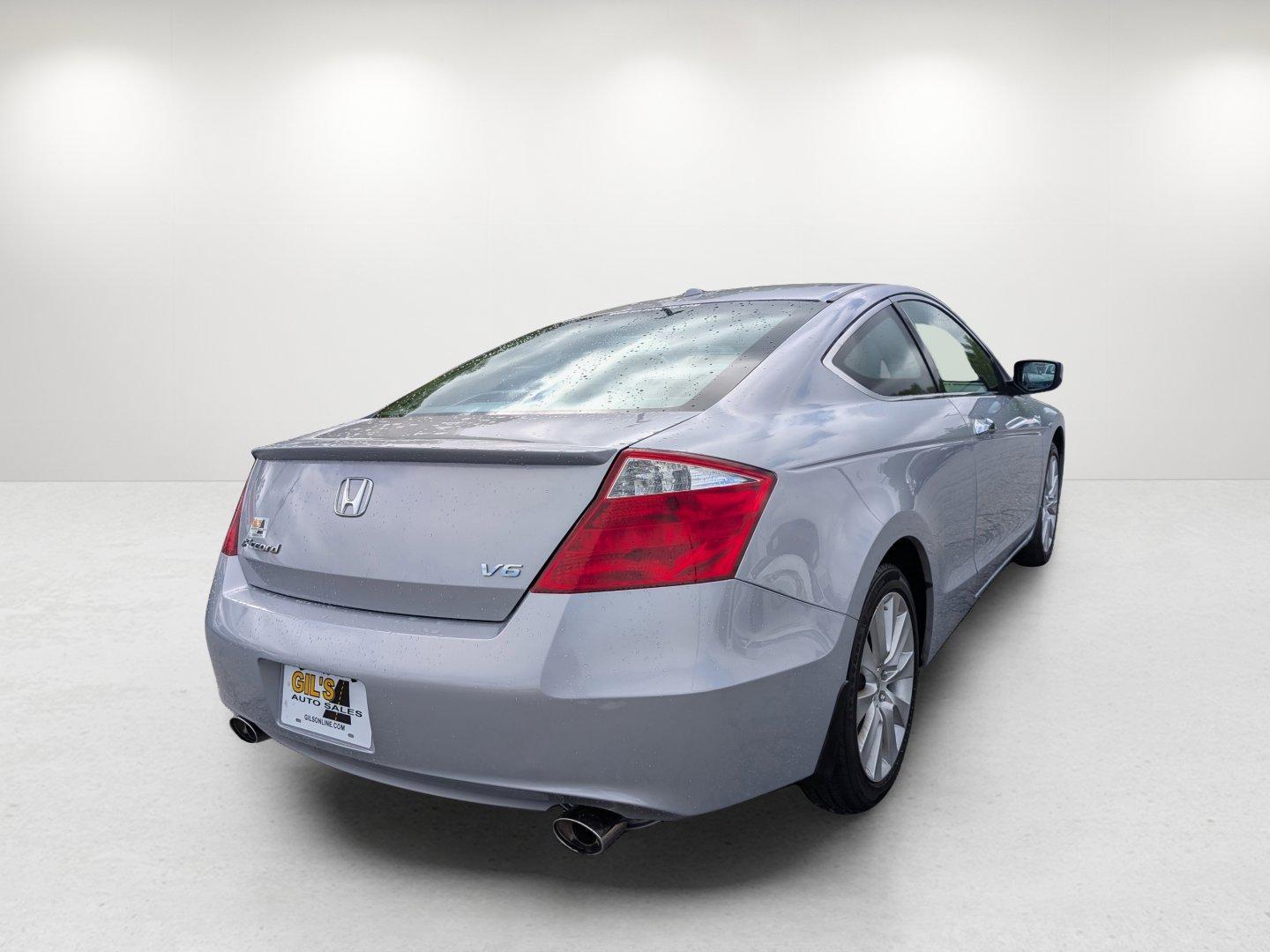 2008 Honda Accord Cpe EX-L (1HGCS22888A) with an Gas V6 3.5L/212 engine, 5-Speed Automatic transmission, located at 3959 U.S. 80 W, Phenix City, AL, 36870, (334) 297-4885, 32.469296, -85.135185 - 2008 Honda Accord Cpe EX-L - Photo#5
