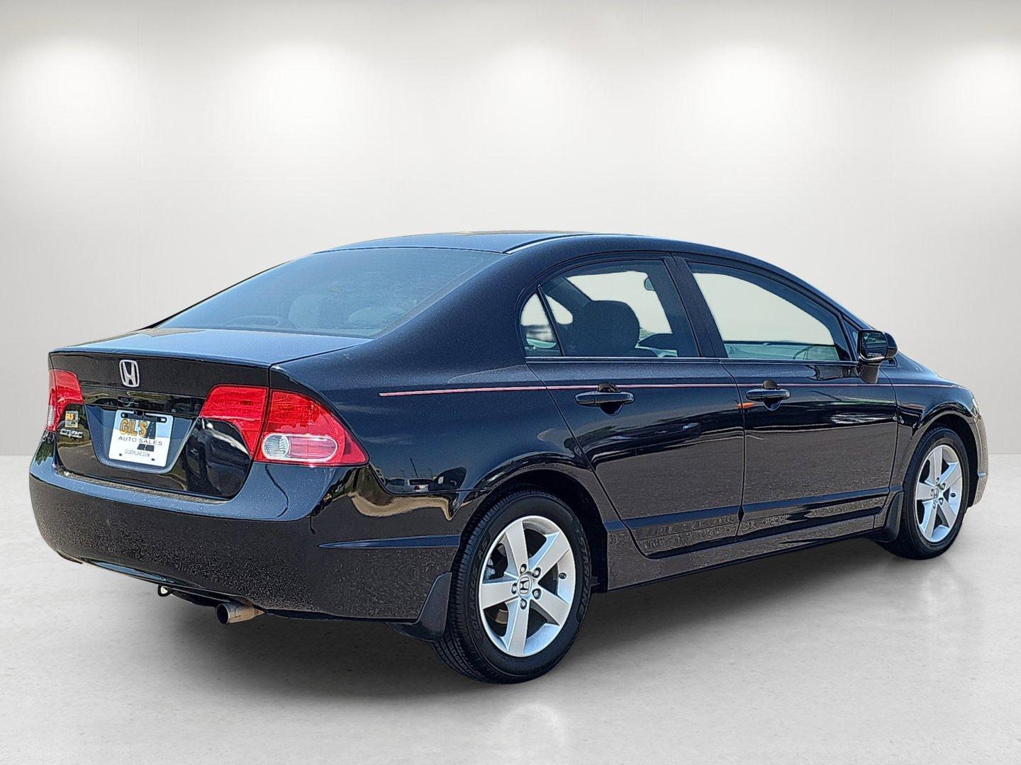2008 Honda Civic Sdn EX (1HGFA16878L) with an Gas I4 1.8L/110 engine, 5-Speed Automatic transmission, located at 521 Old Farm Lane Rd, Prattville, AL, 36066, (334) 325-1505, 32.482460, -86.416367 - 2008 Honda Civic Sdn EX - Photo#5