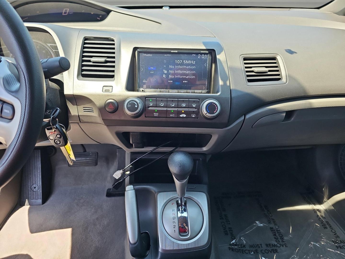 2008 Honda Civic Sdn EX (1HGFA16878L) with an Gas I4 1.8L/110 engine, 5-Speed Automatic transmission, located at 521 Old Farm Lane Rd, Prattville, AL, 36066, (334) 325-1505, 32.482460, -86.416367 - 2008 Honda Civic Sdn EX - Photo#12