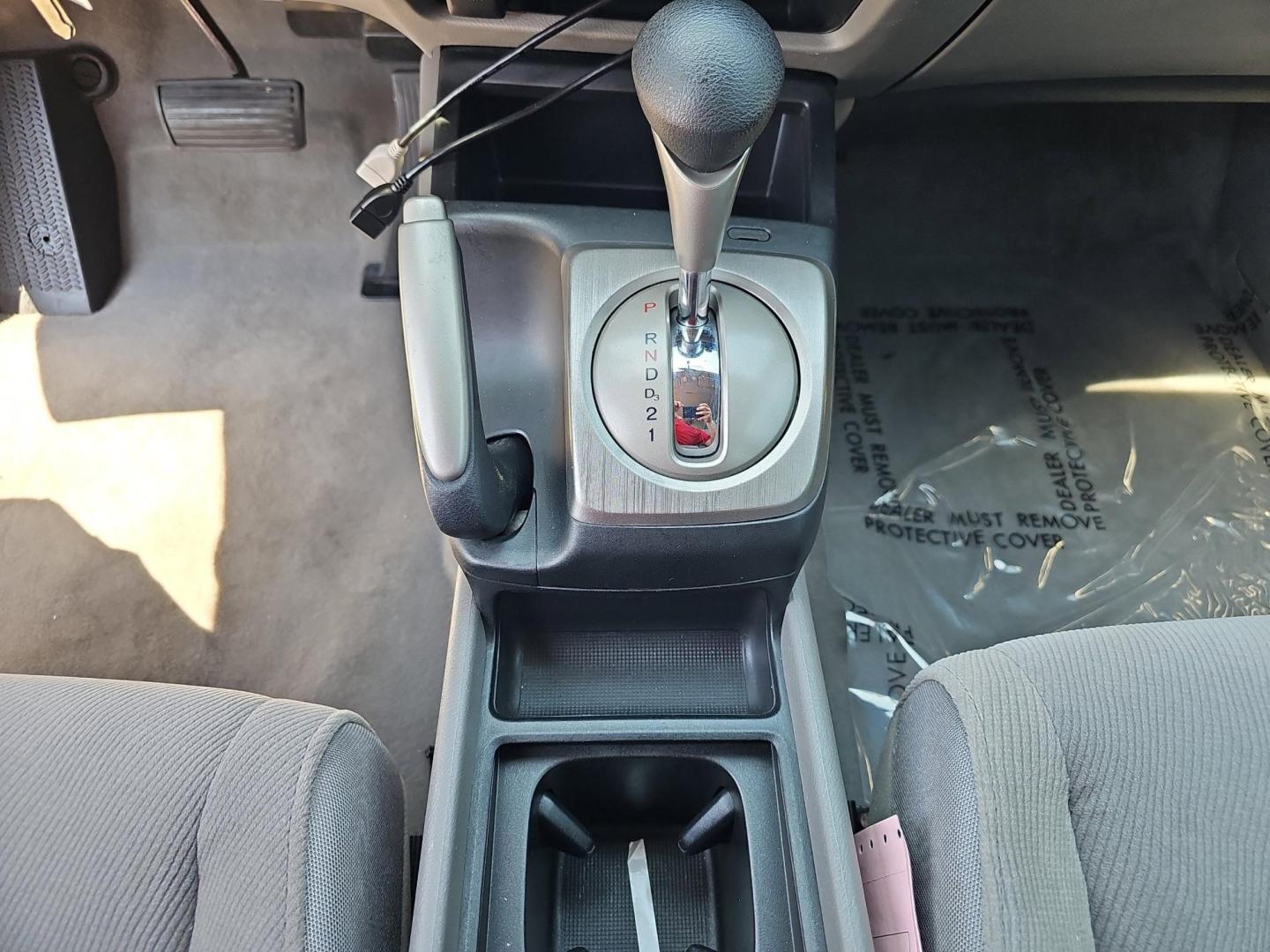 2008 Honda Civic Sdn EX (1HGFA16878L) with an Gas I4 1.8L/110 engine, 5-Speed Automatic transmission, located at 521 Old Farm Lane Rd, Prattville, AL, 36066, (334) 325-1505, 32.482460, -86.416367 - 2008 Honda Civic Sdn EX - Photo#13