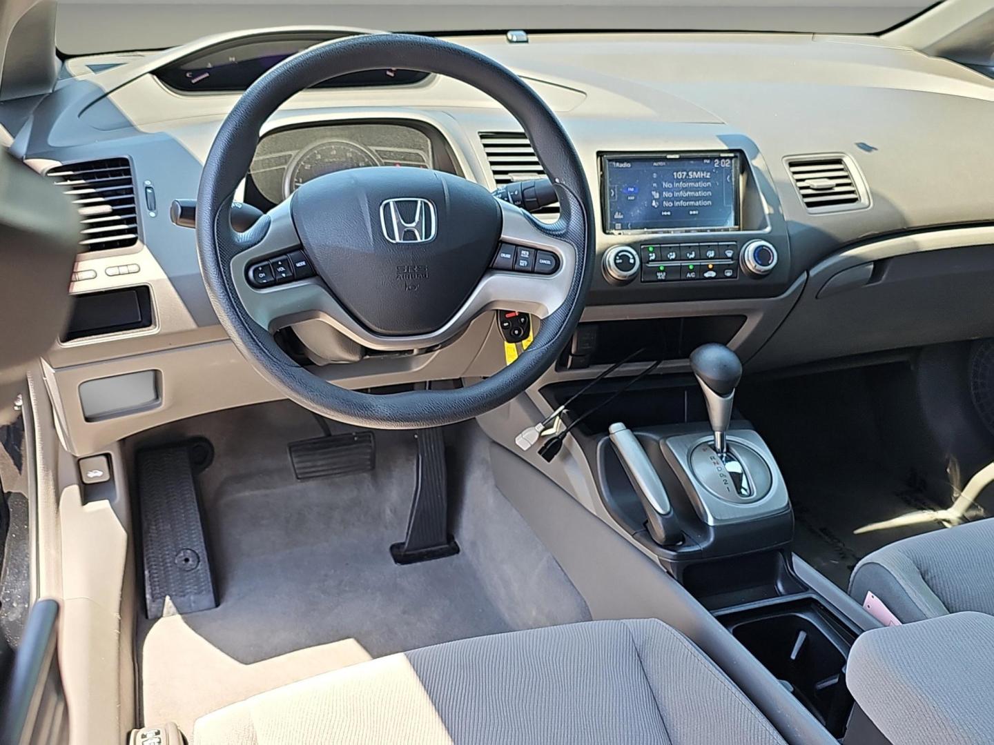 2008 Honda Civic Sdn EX (1HGFA16878L) with an Gas I4 1.8L/110 engine, 5-Speed Automatic transmission, located at 521 Old Farm Lane Rd, Prattville, AL, 36066, (334) 325-1505, 32.482460, -86.416367 - 2008 Honda Civic Sdn EX - Photo#16