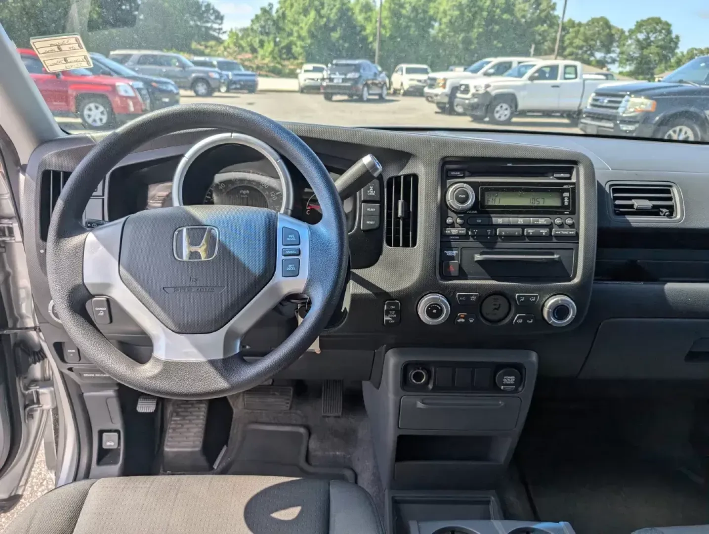 2008 Honda Ridgeline RTX (2HJYK16398H) with an Gas V6 3.5L/212 engine, 5-Speed Automatic w/OD transmission, located at 5115 14th Ave., Columbus, GA, 31904, (706) 323-0345, 32.511494, -84.971046 - **Elevate Your Adventures: 2008 Honda Ridgeline RTX at Gils Auto Columbus**<br /> <br /> Are you searching for the perfect blend of utility and comfort for your next adventure? Look no further than this 2008 Honda Ridgeline RTX, available at Gils Auto in Columbus, GA. Ideal for weekend getaways, th - Photo#11